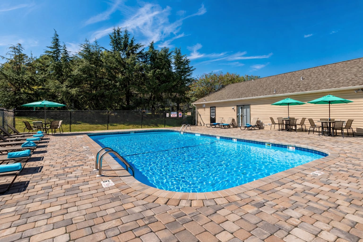 Pool at Crestview Huntington (2 of 2)