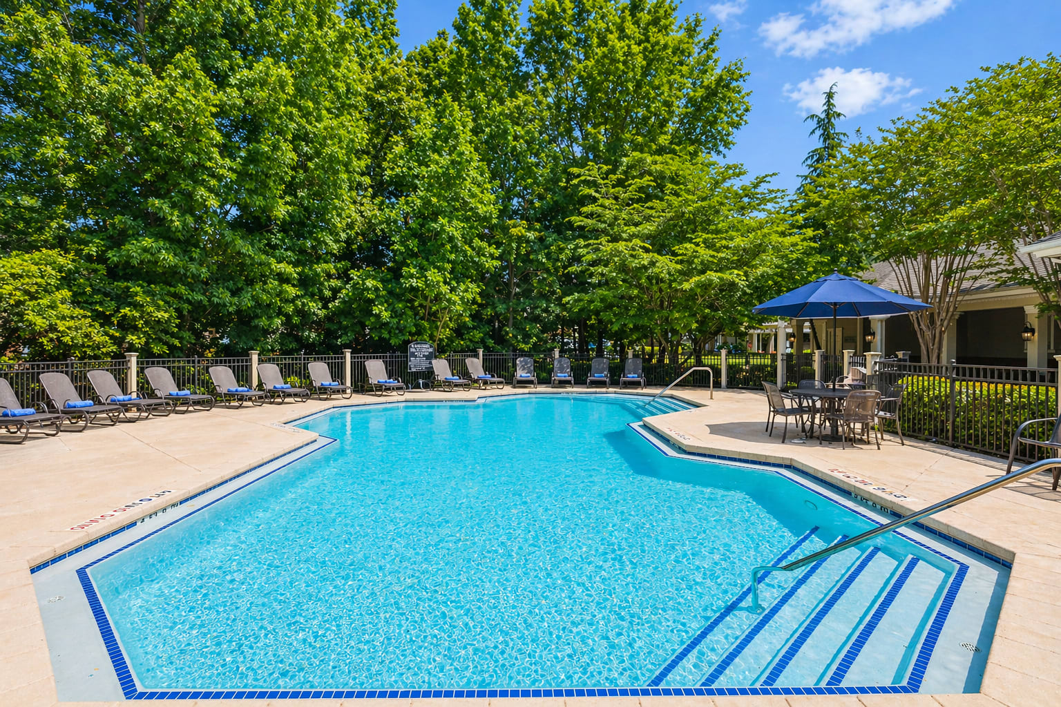 Pool at Newnan Crossing (2 of 2)