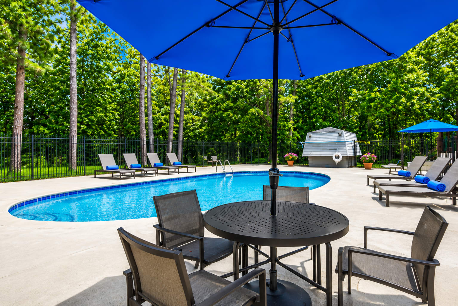 Pool at Oak Run
