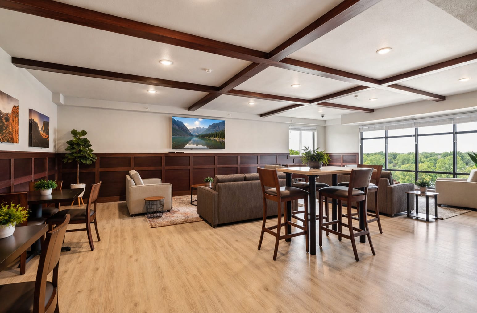 Lounge at Cedar Green (1 of 2)