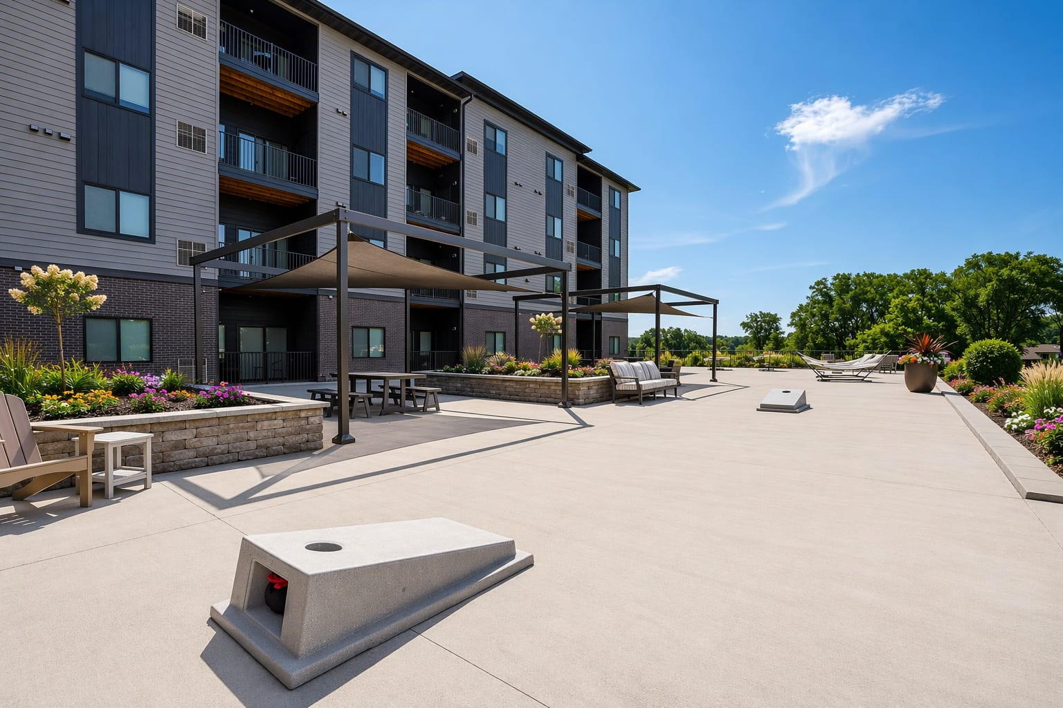 Courtyard at Cedar Green (3 of 3)