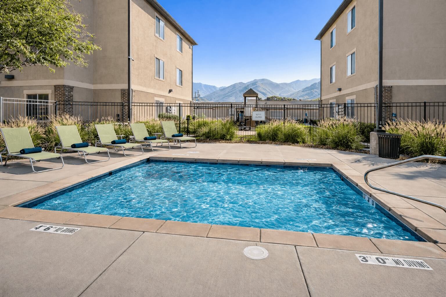 Pool at Brickstone on 33rd (2 of 2)