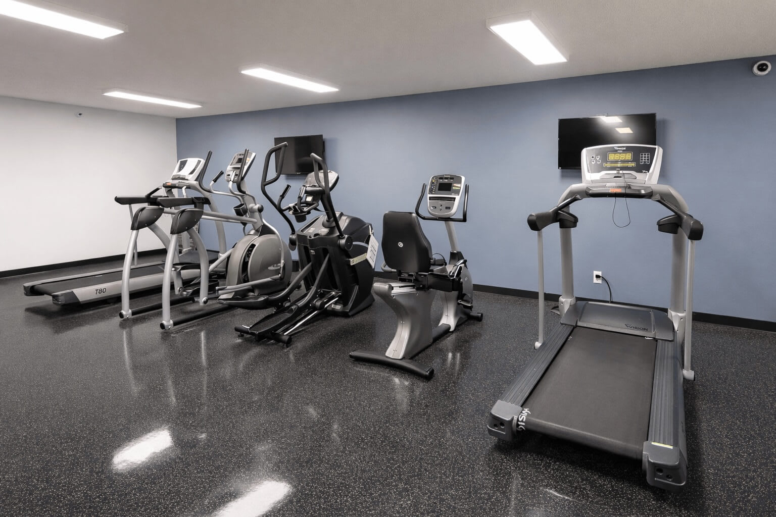 Gym at Regency Park (2 of 2)