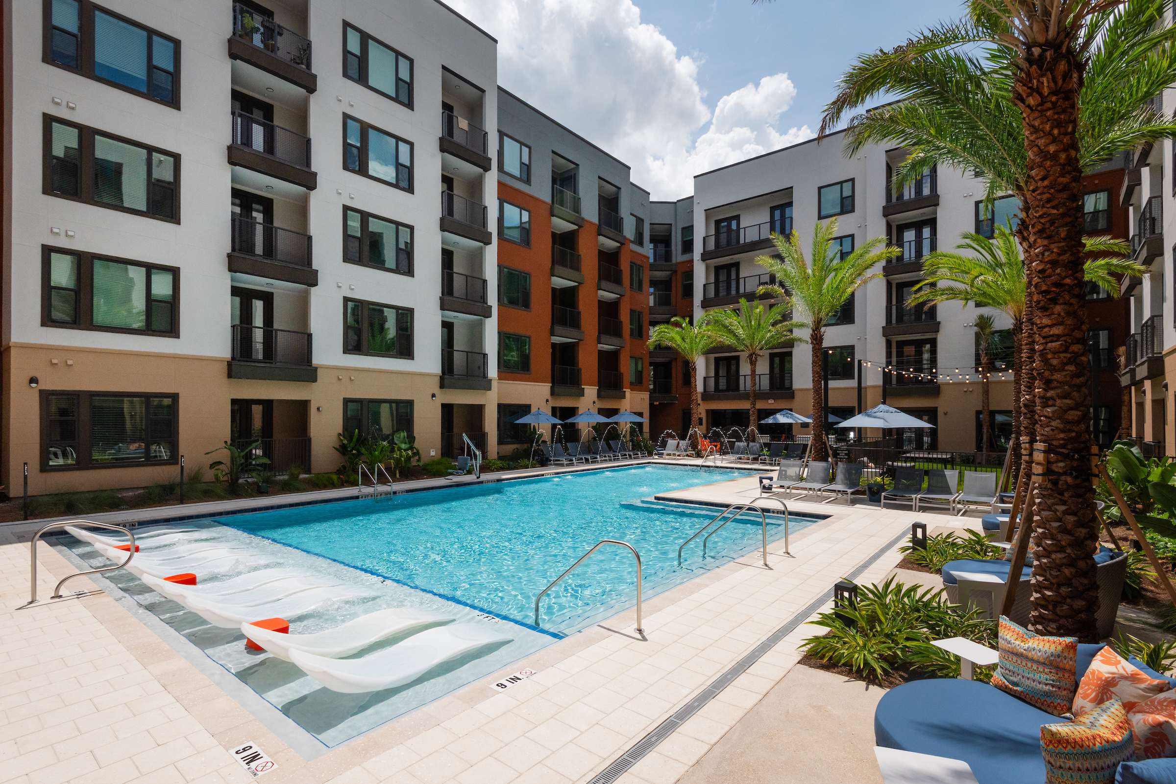 Apartments near Spring Lake Orlando | Citron at the Packing District