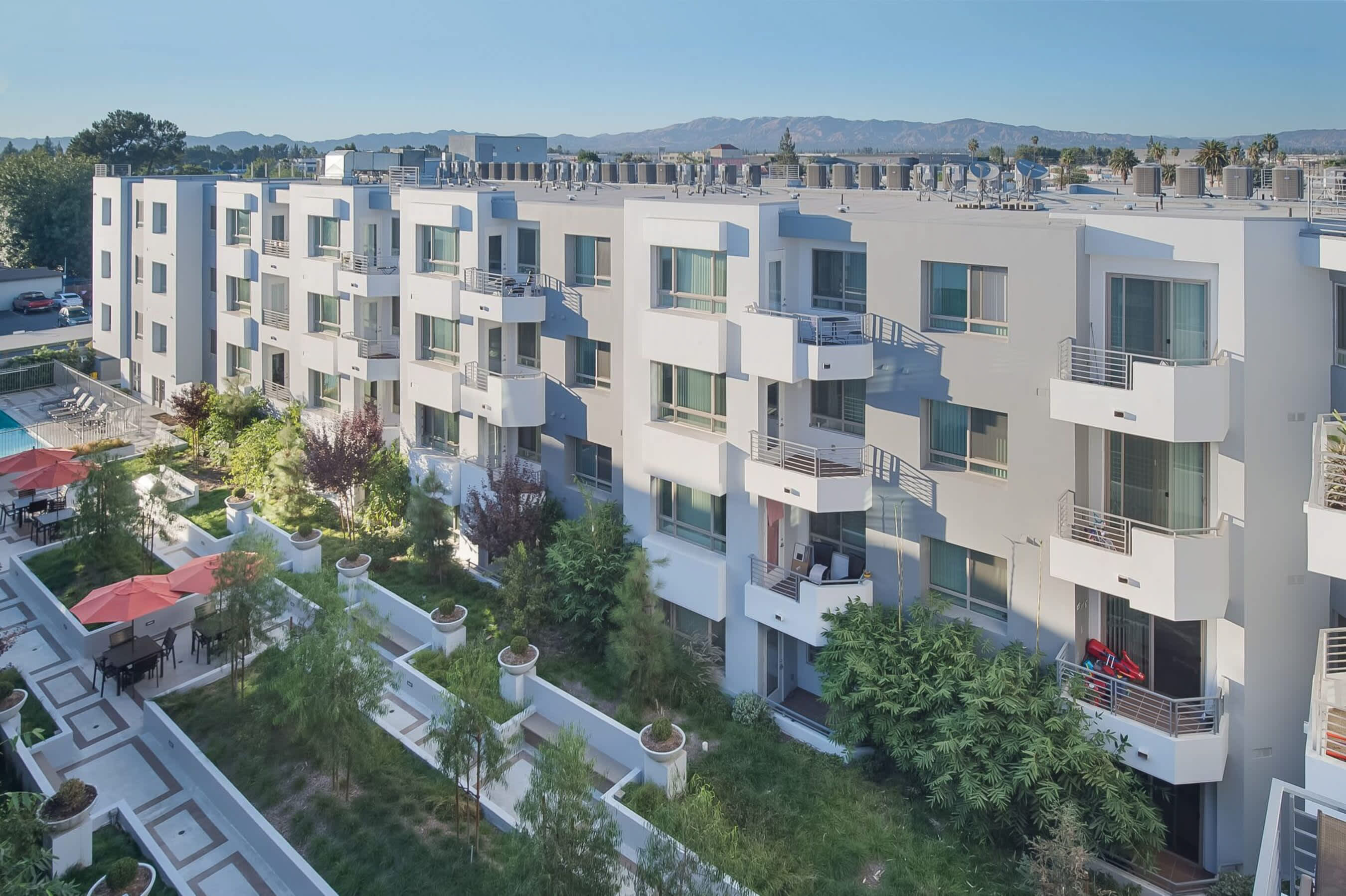 Saruwa2♡ Van Nuys Apartments | Woodley Sara