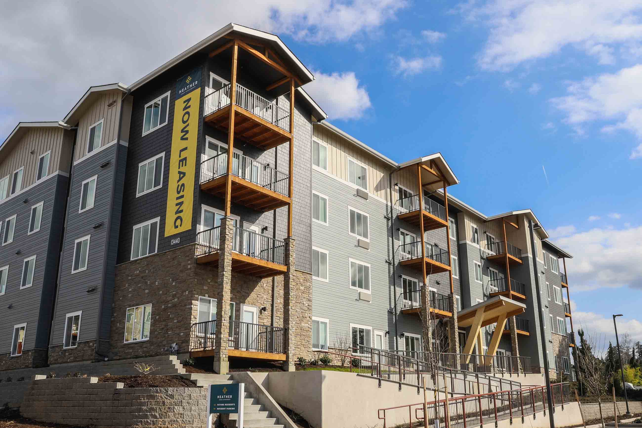 Heather Lodge Apartments | Apartments in Happy Valley, OR