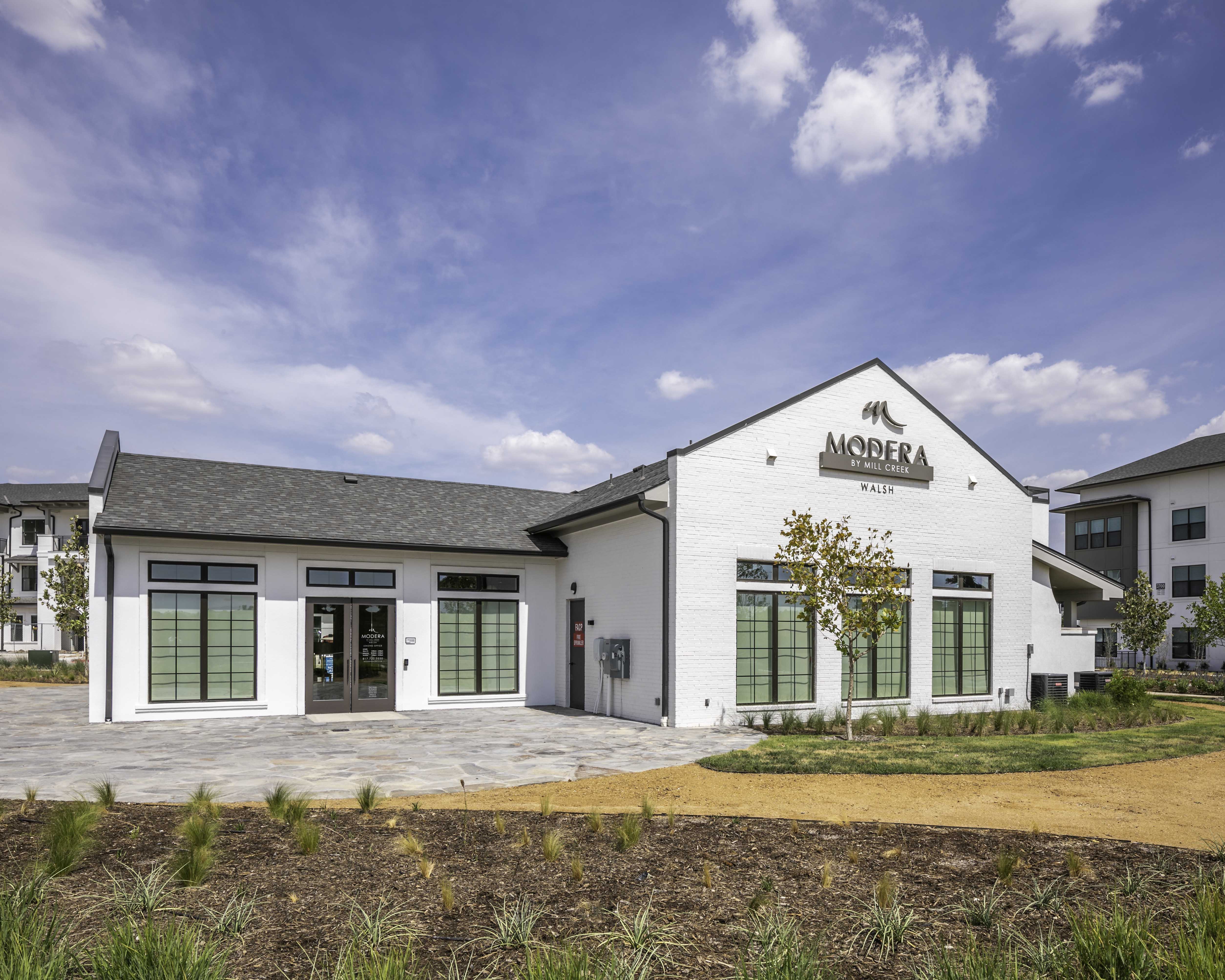 modera-walsh-exception-amenities-in-aledo-tx