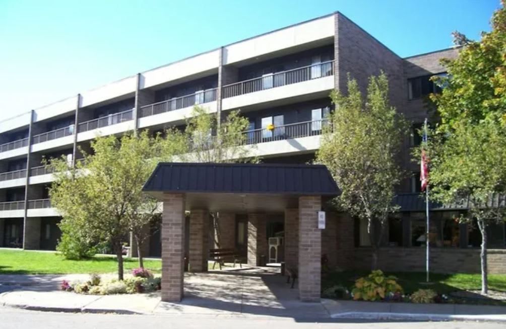 Arbor Green exterior building - Houghton, MI