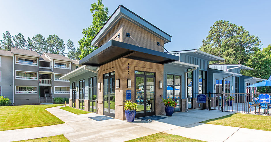 Park at Abernathy Square Apartments leasing office exterior - Sandy Springs, GA
