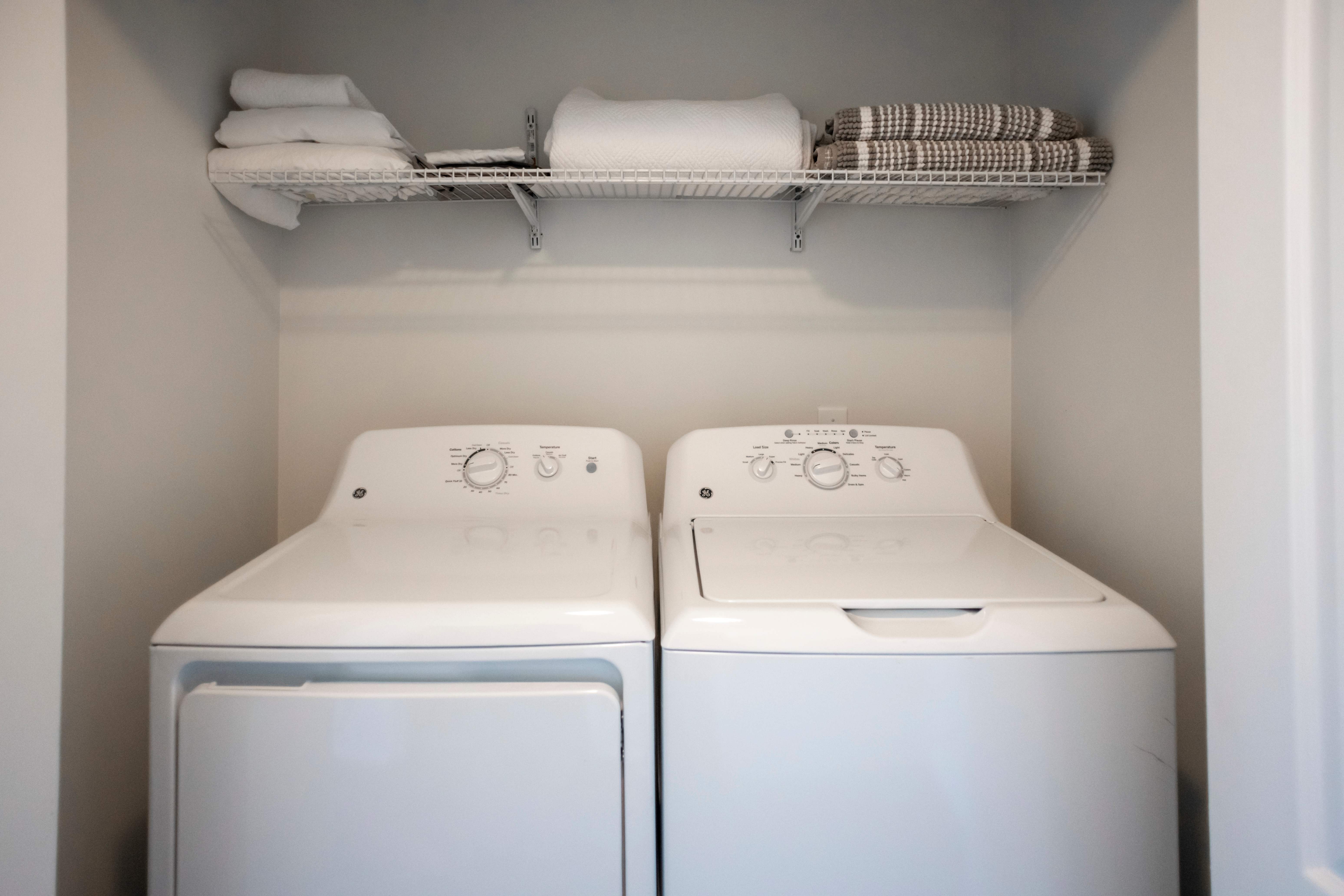 Gayoso House at Peabody Place in-home washer and dryer - Memphis, TN