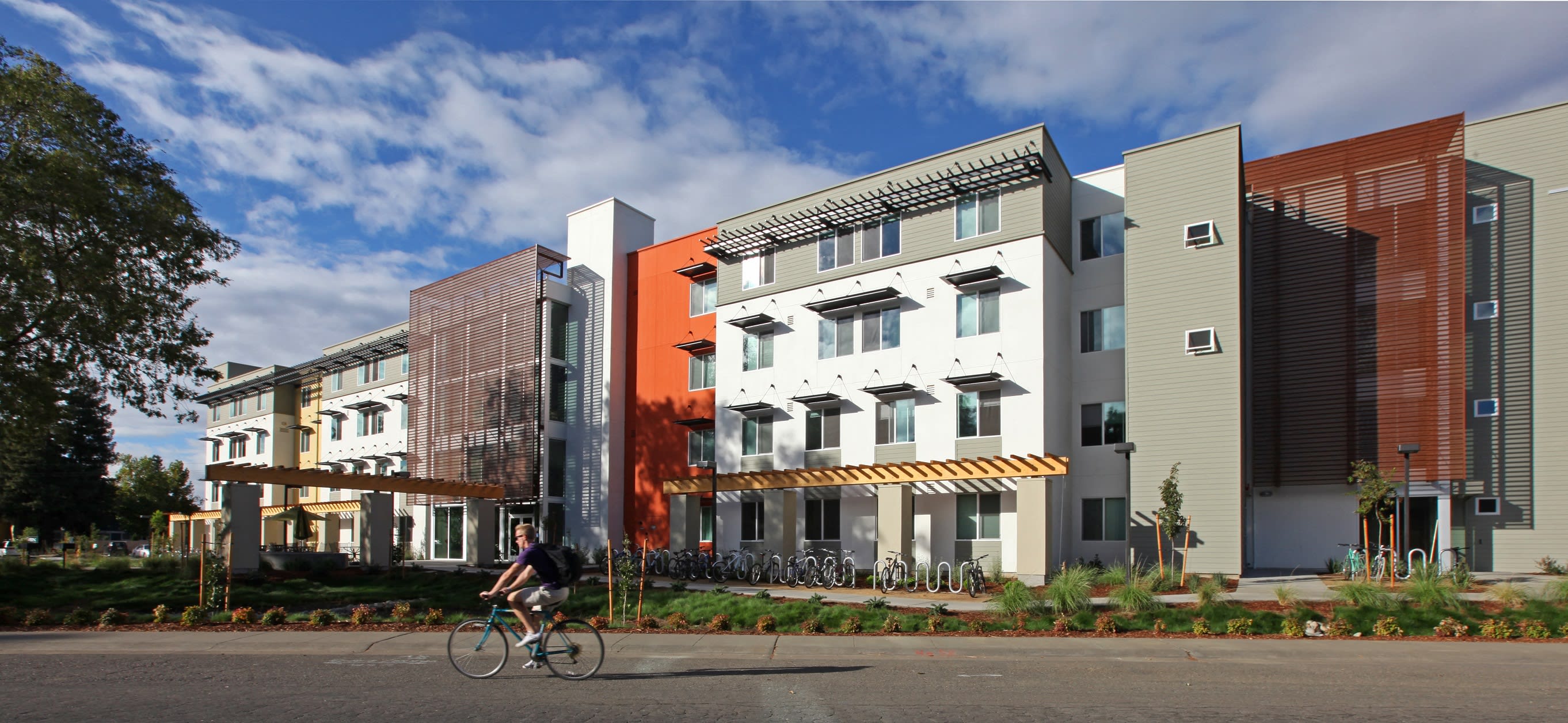 Photos And Video Of 8th And Wake In Davis Ca