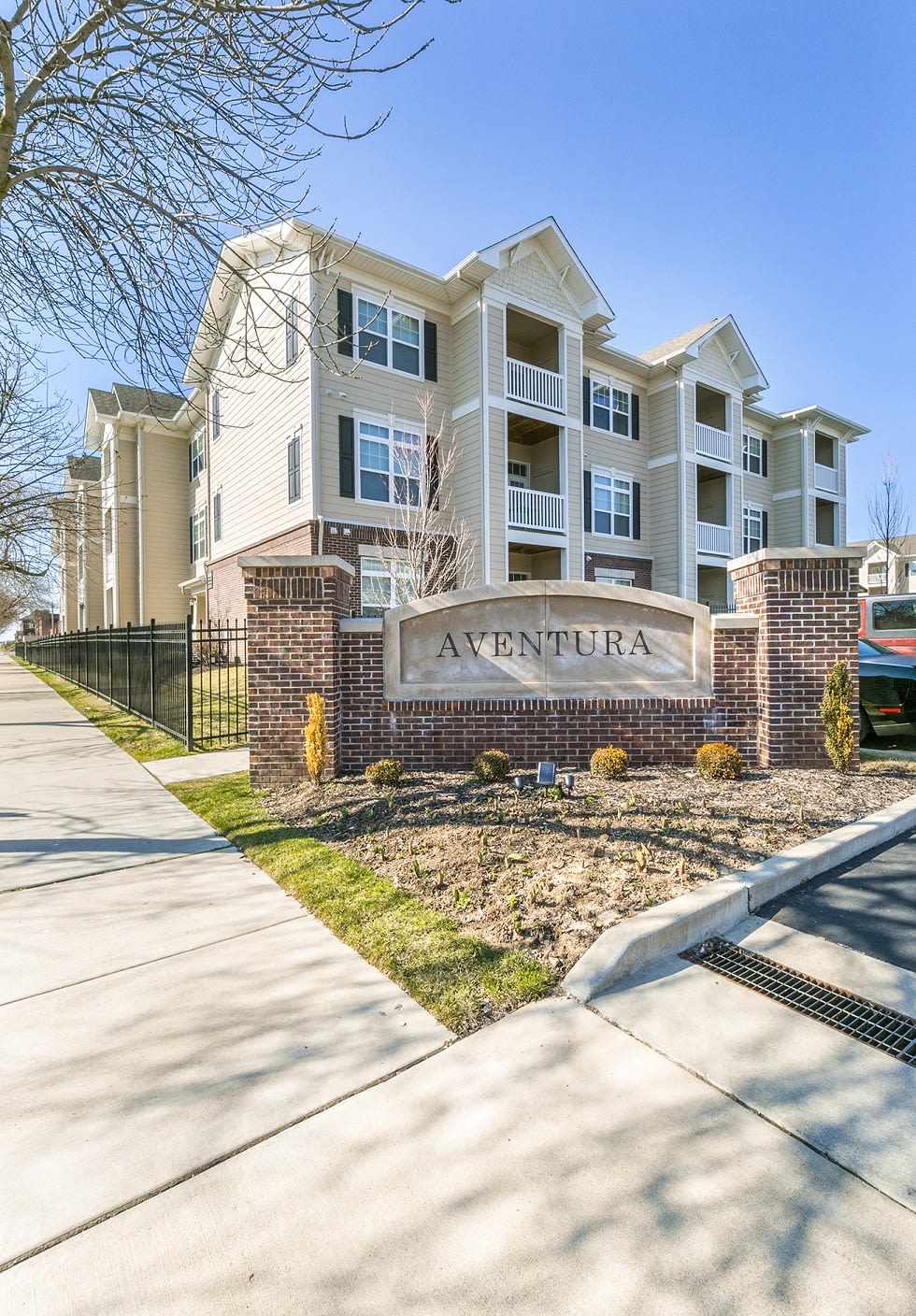 chaplet garden apt on St Louis Apartments Aventura At Forest Park Apartments