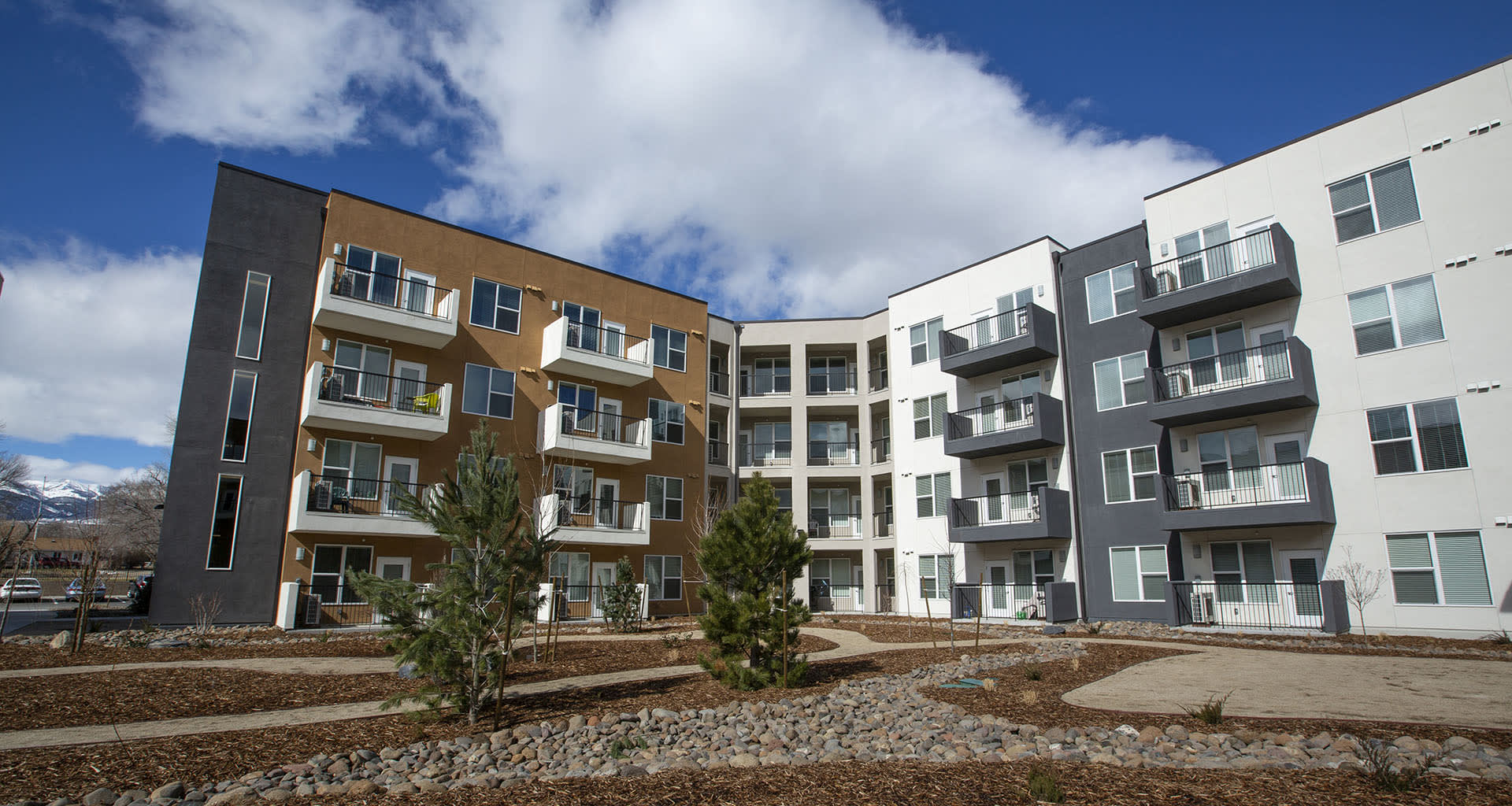 Vintage At The Crossing Apartments In Reno Nv