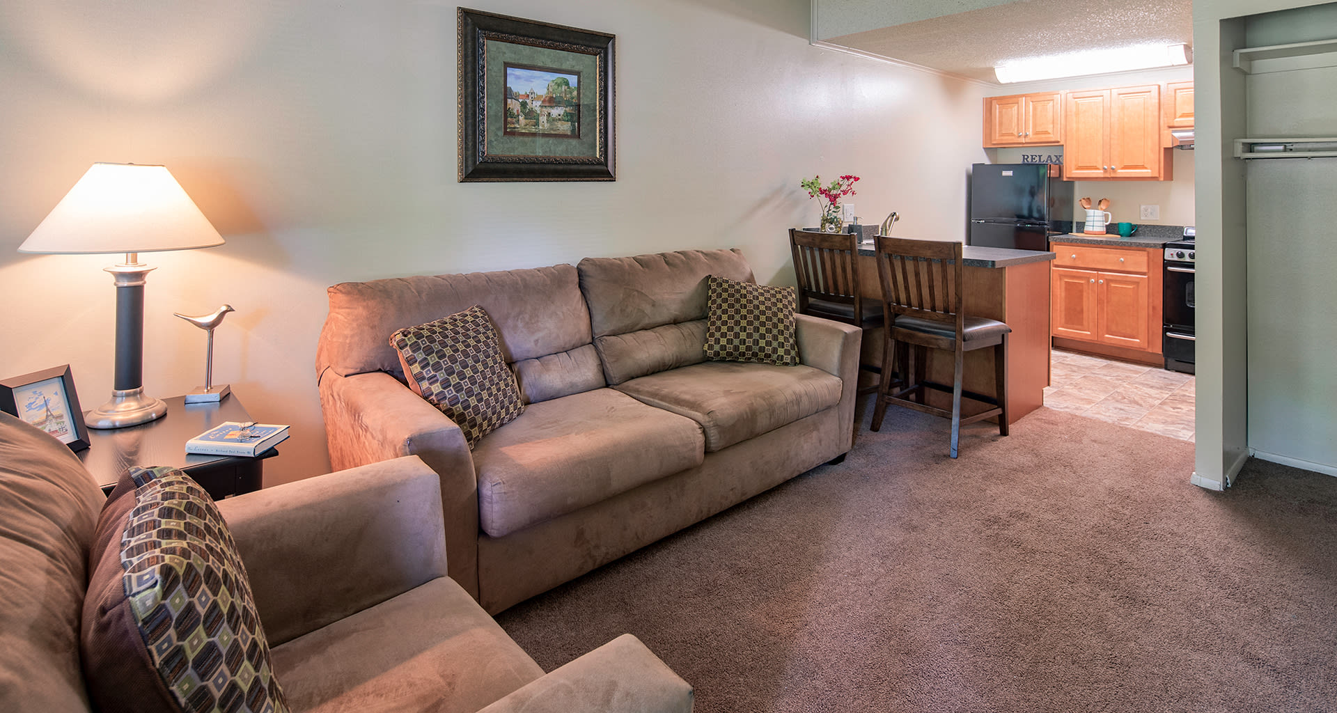 Saddlewood Apartments & Townhomes 3 of 5