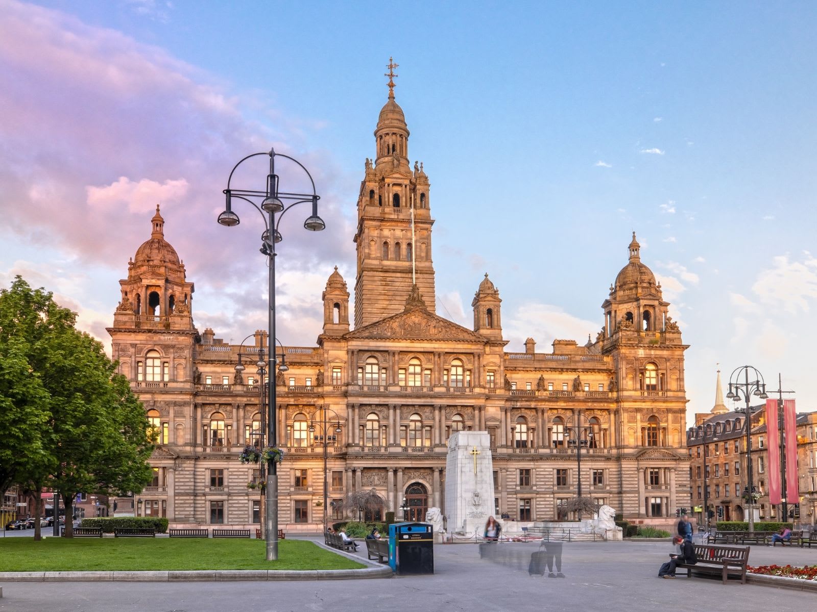 Glasgow City Chambers and George Square, Glasgow