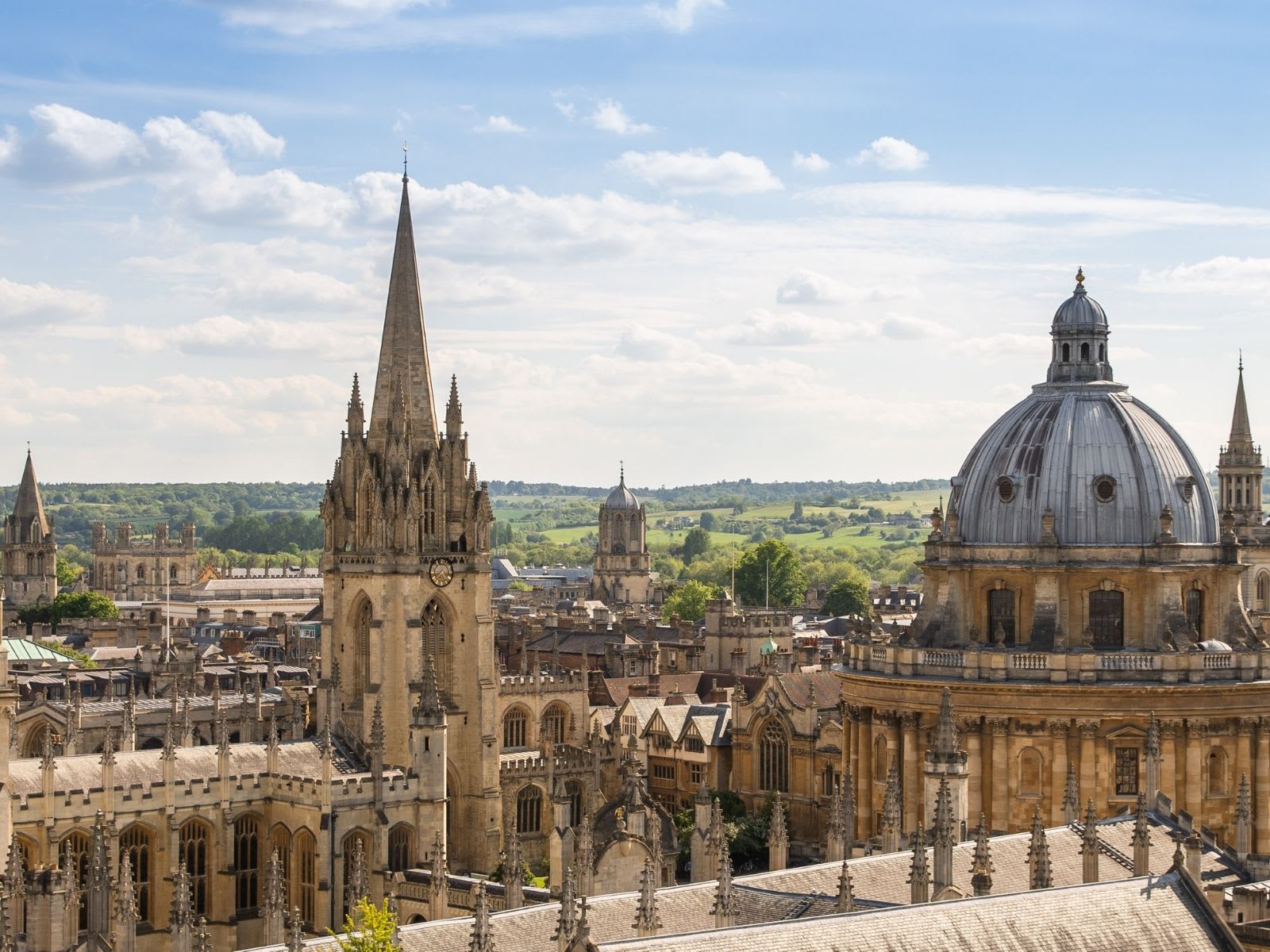 Cityscape of Oxford and University of Oxford