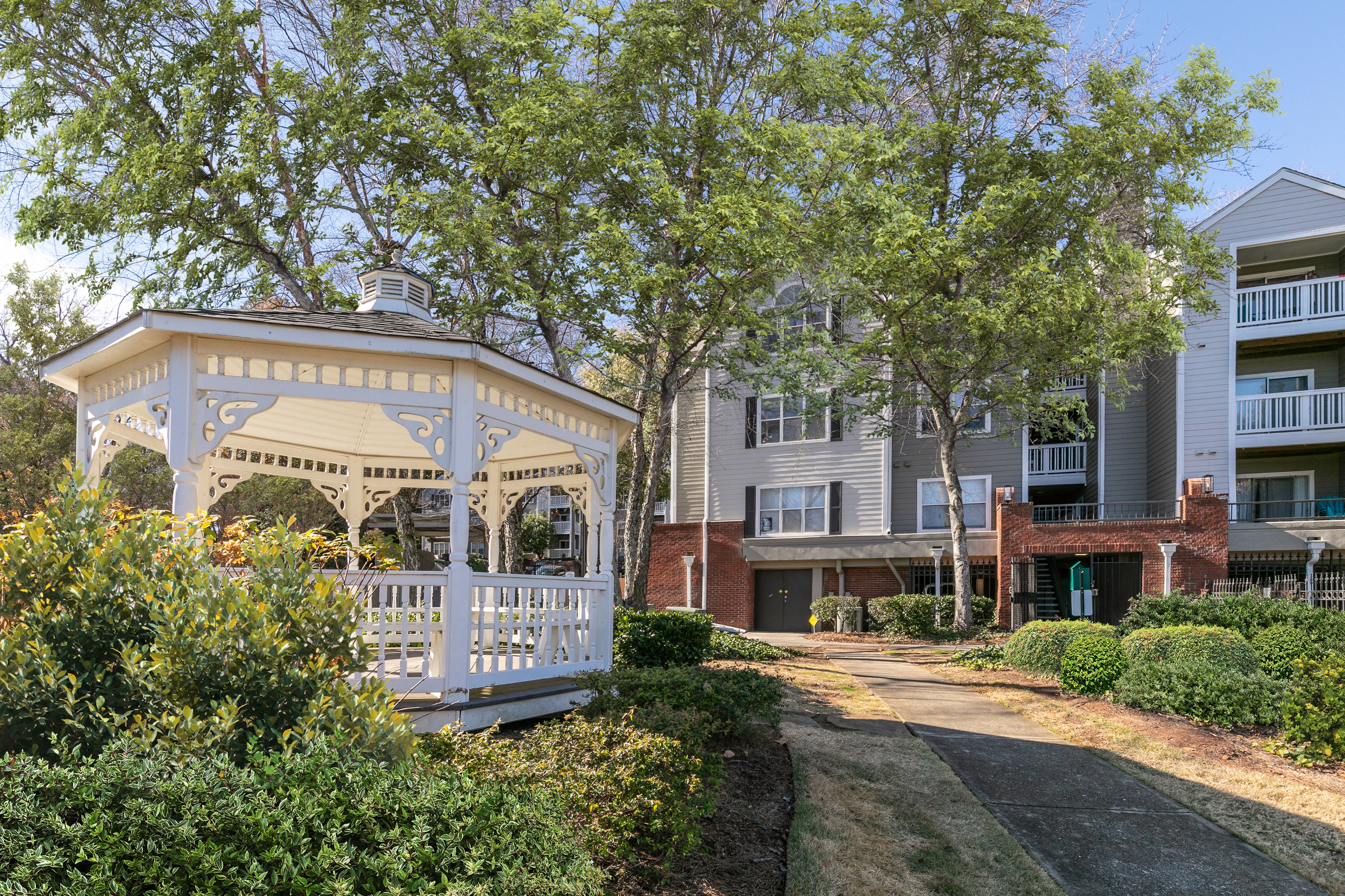 Briarcliff Apartments 6 of 8
