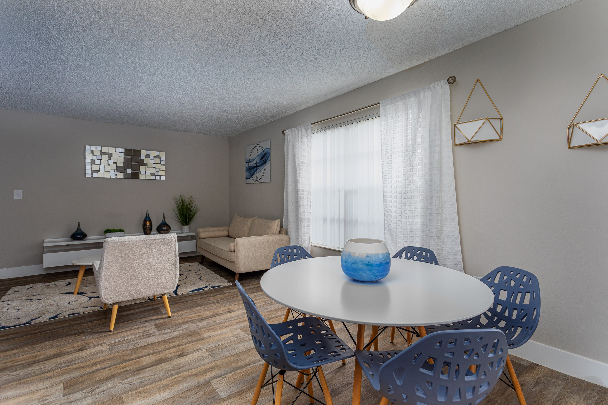 The Landings at Pembroke Lakes 8 of 12