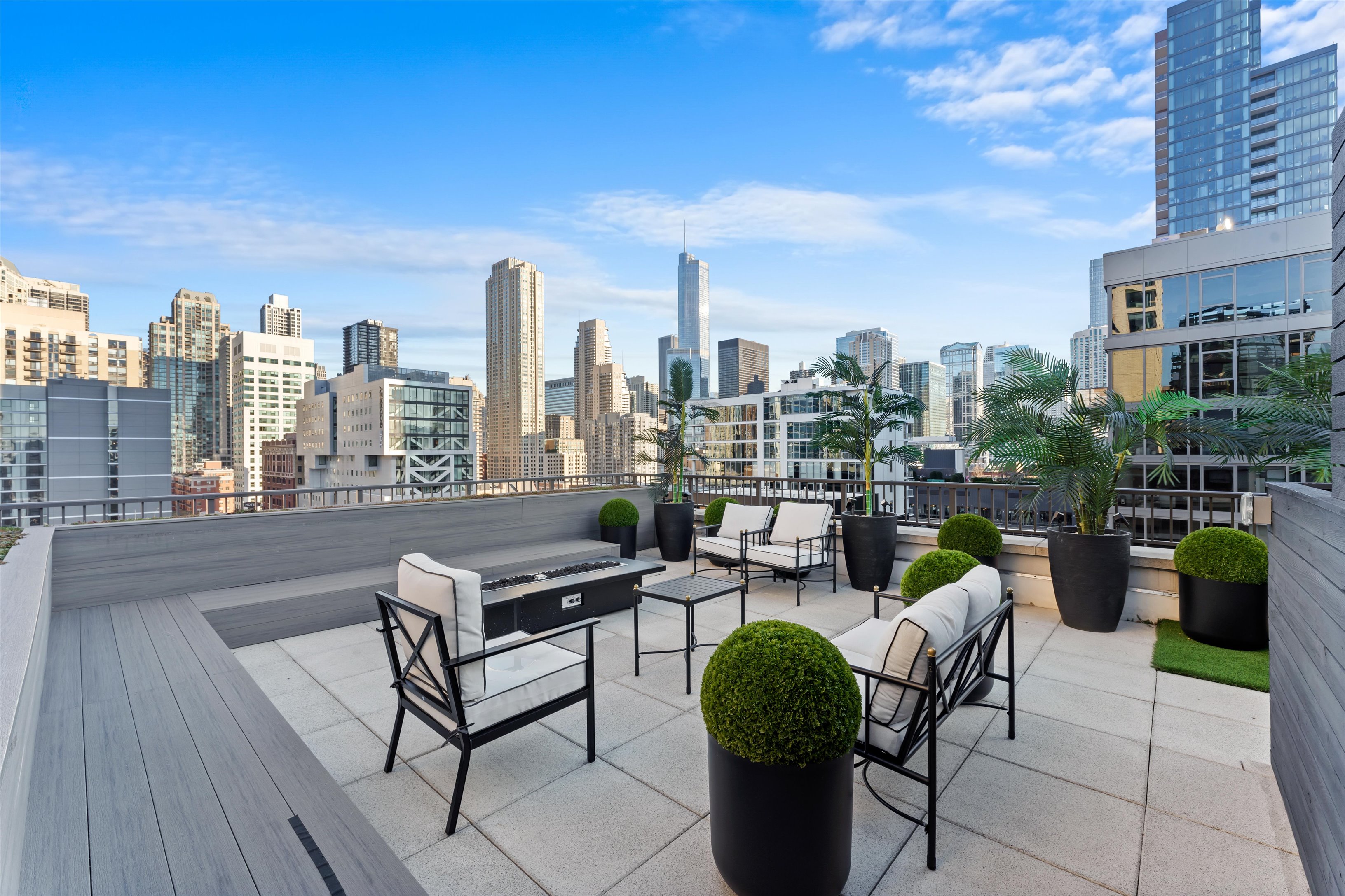 Luxury Home In Downtown Chicago 1000M Apartments At Grant Park