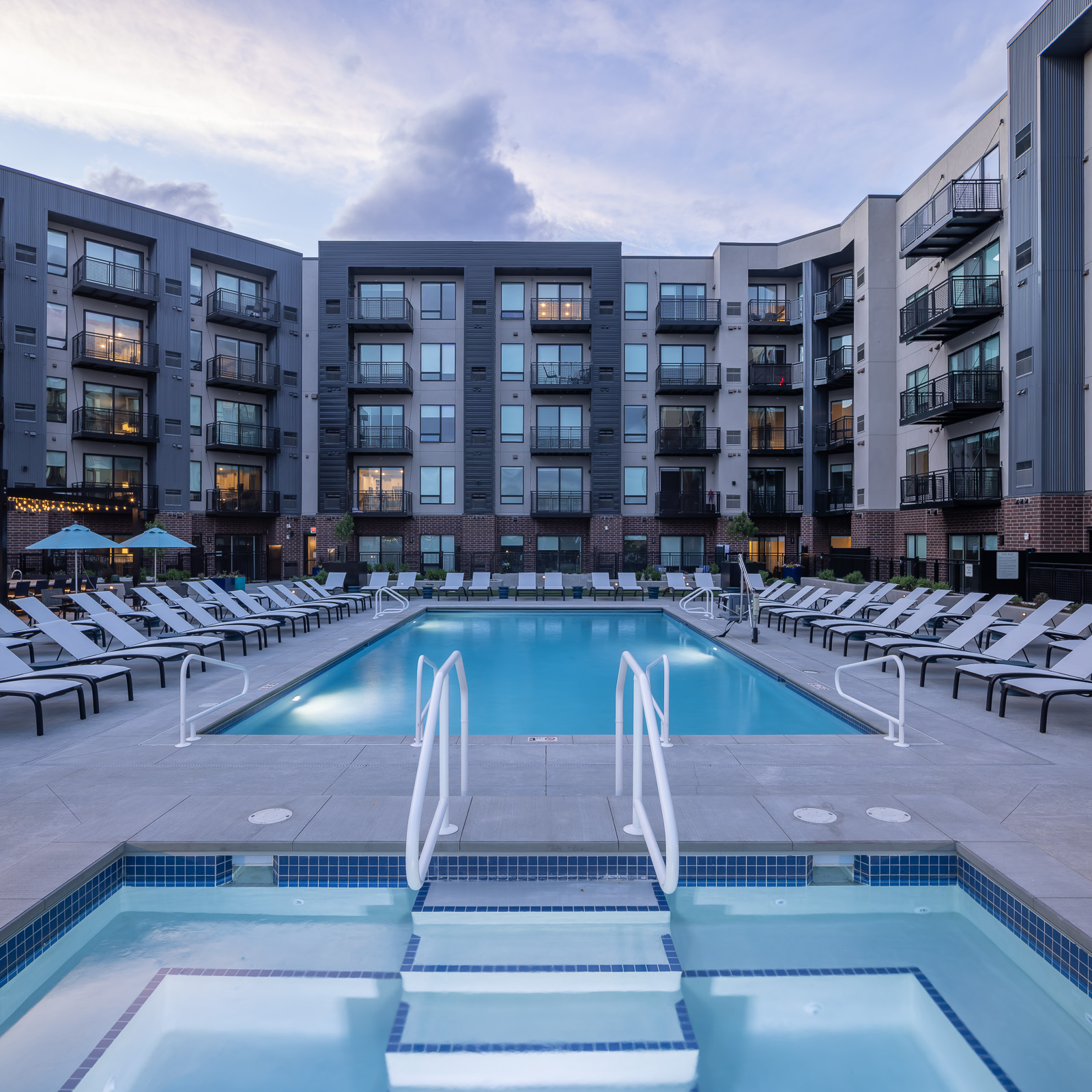 Lyra Apartments 5 of 12