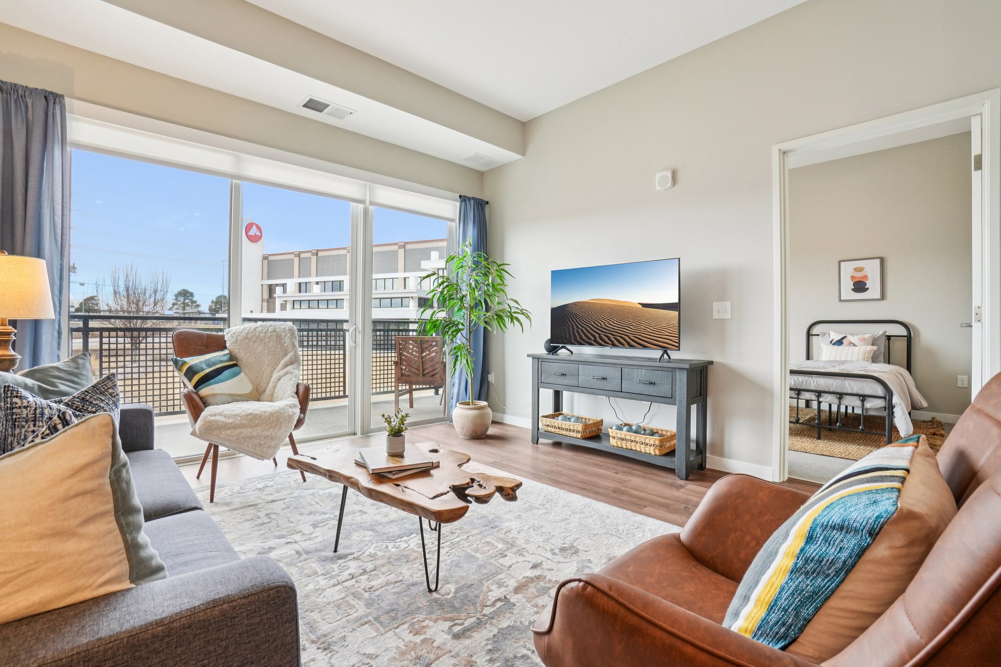 Lyra Apartments 9 of 12