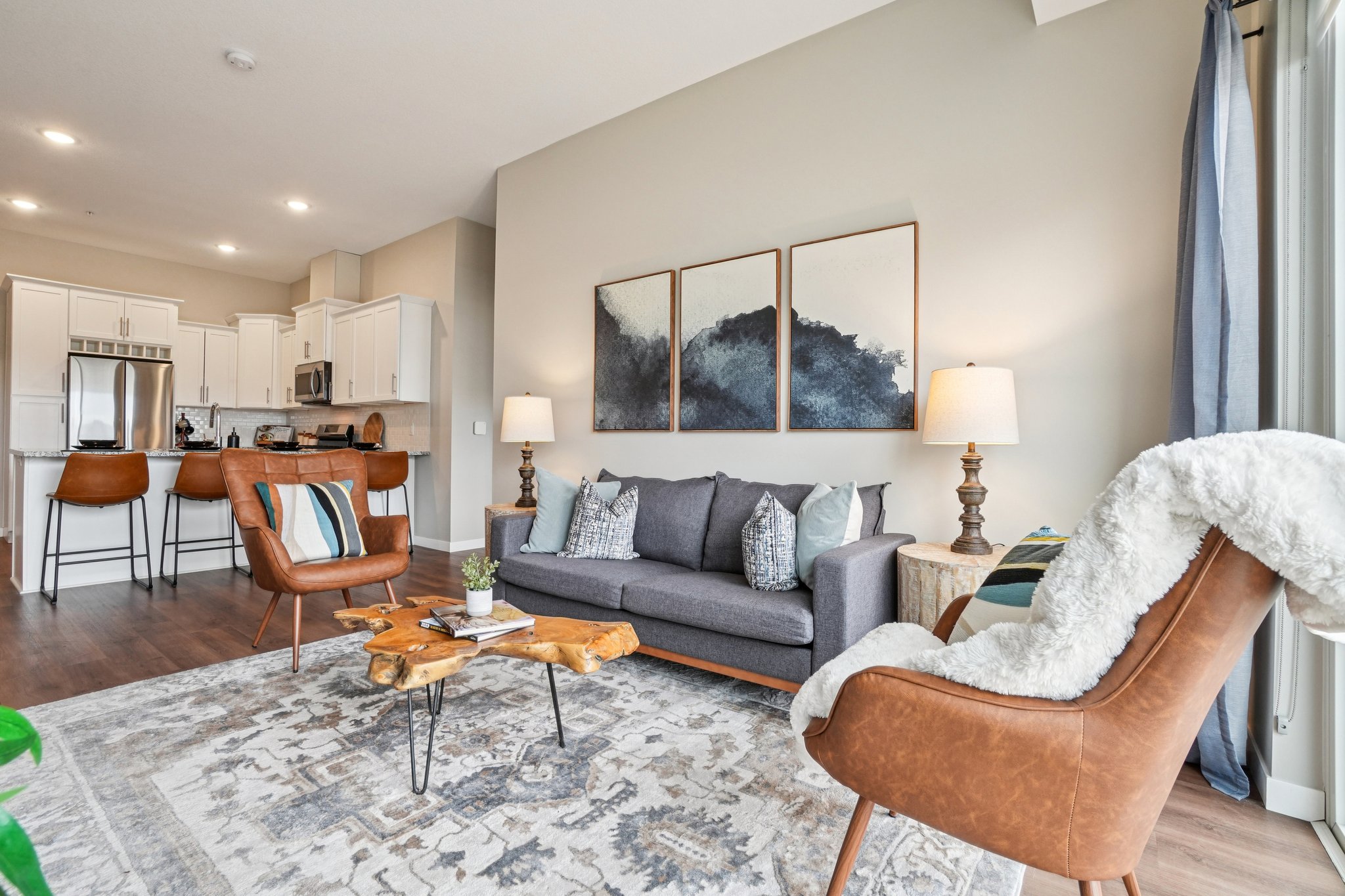 Lyra Apartments 2 of 12