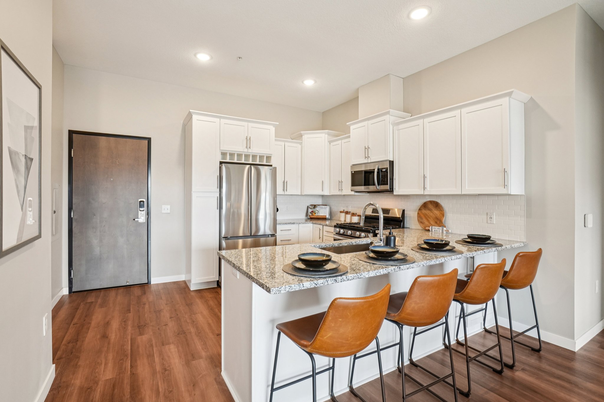 Lyra Apartments 8 of 12