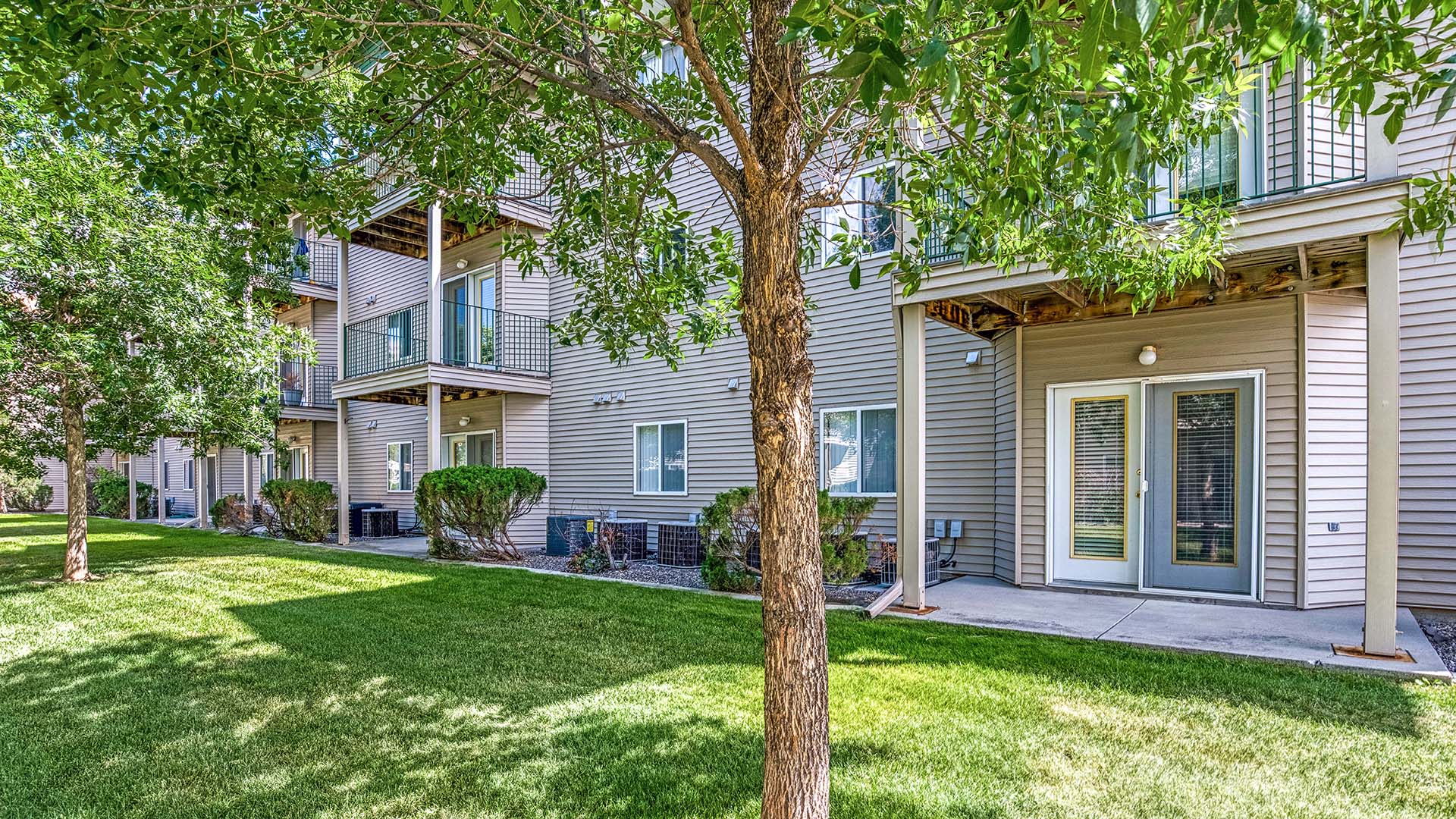 Country Meadows Apartment Homes 4 of 5