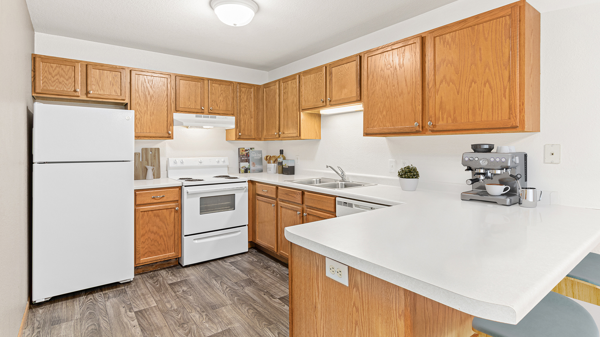 Evergreen Apartment Homes 6 of 10