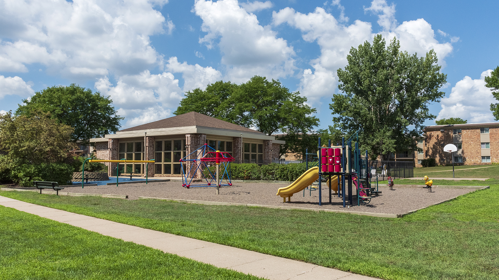 River Pointe 2 of 5