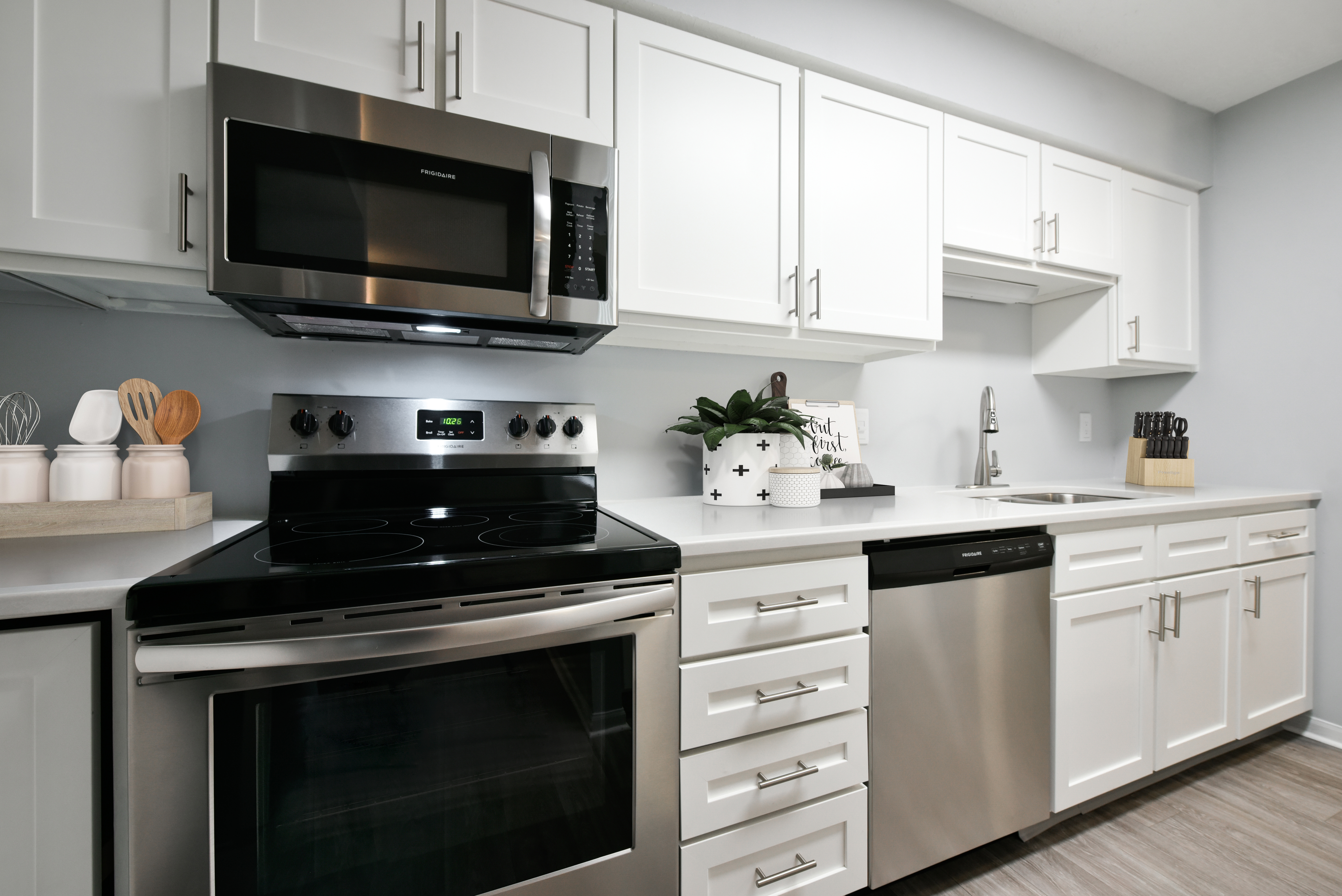 The Donovan Apartment Homes 3 of 12