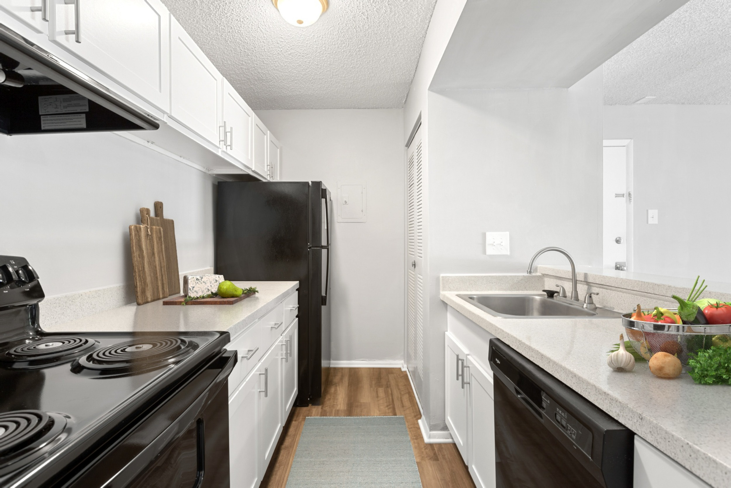 Featured apartment amenities