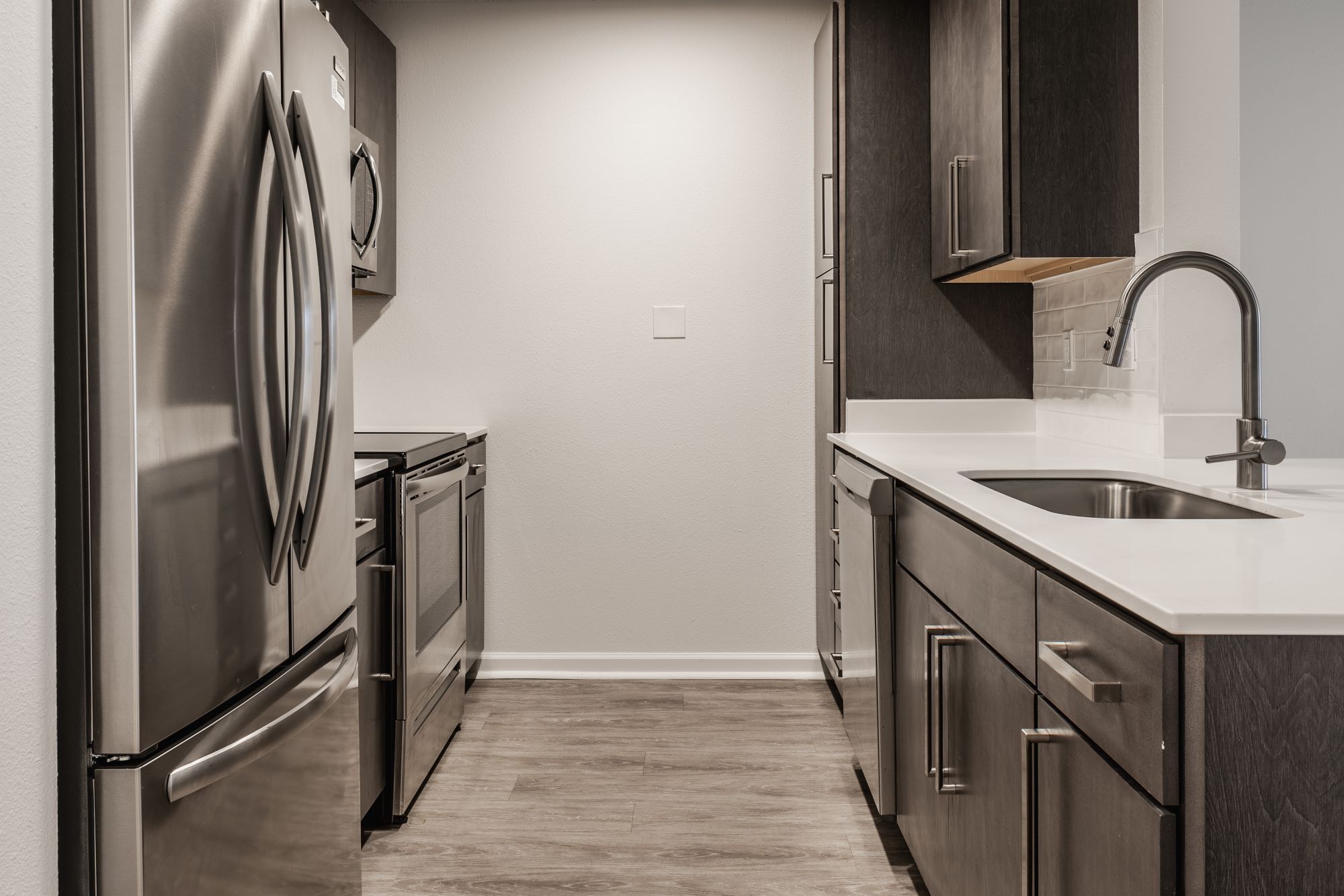 Latitudes Apartments 4 of 12