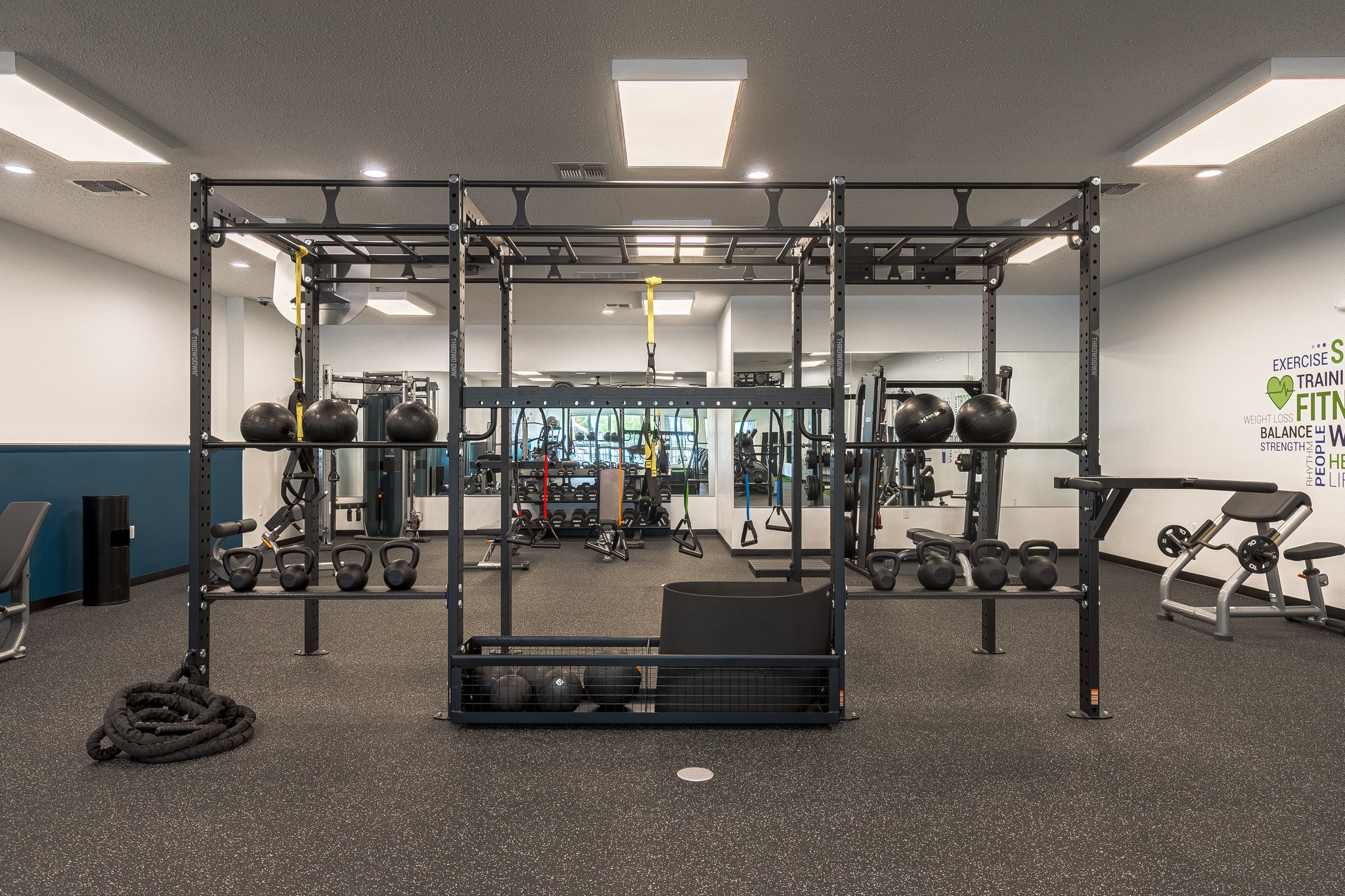 Gym at The Harbours Apartments (2 of 3)