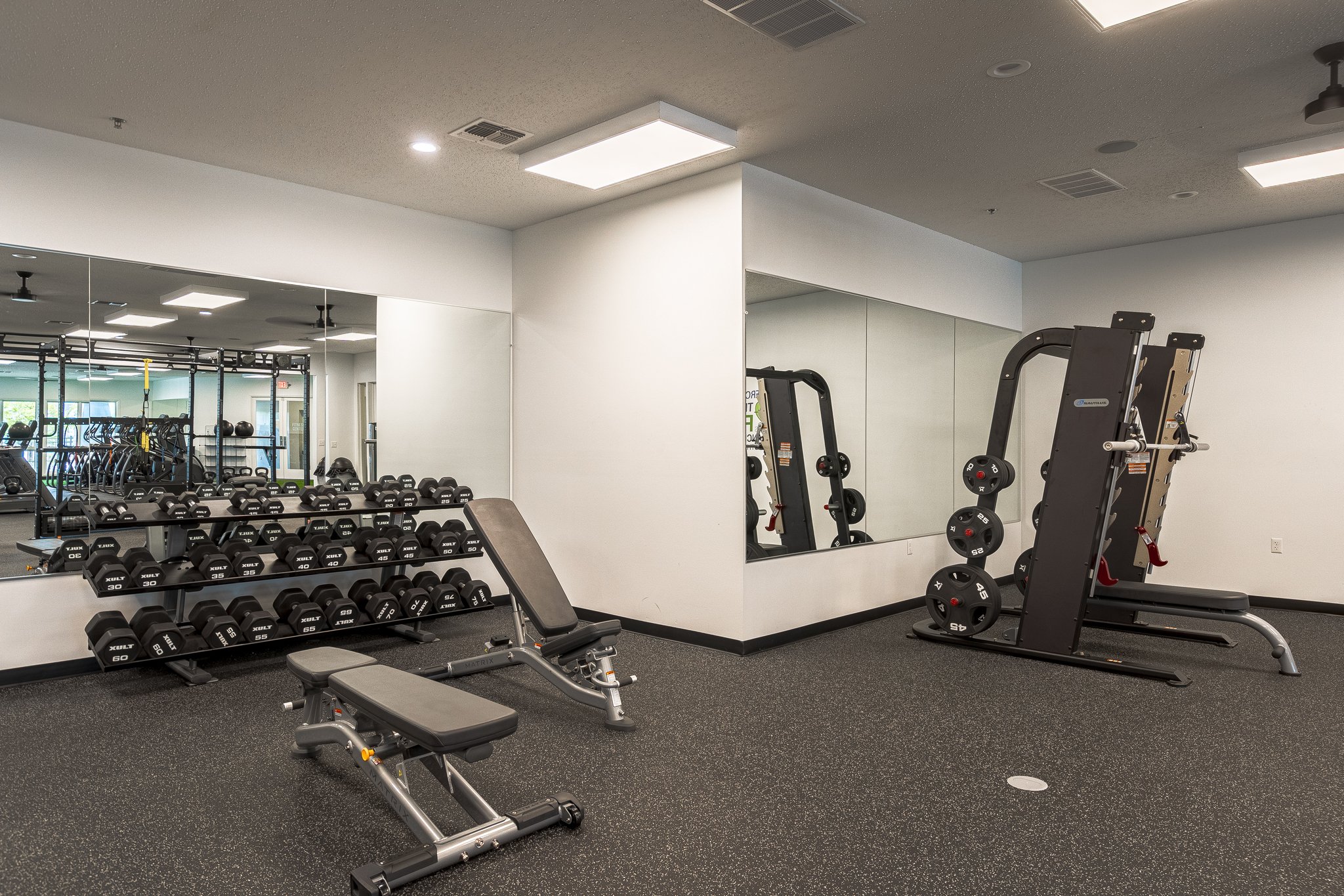 Gym at The Harbours Apartments (3 of 3)