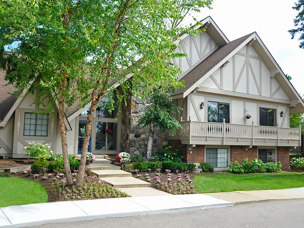 Rivers Edge Apartments 8 of 12
