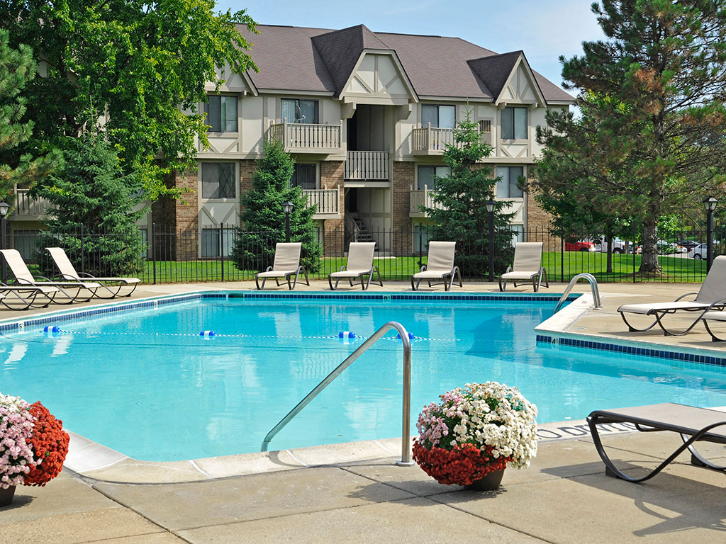 Rivers Edge Apartments 6 of 12