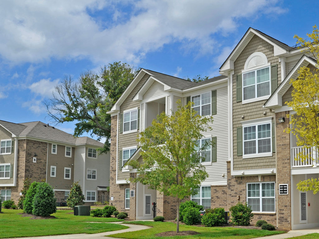 Killian Lakes Apartments and Townhomes 33 of 42