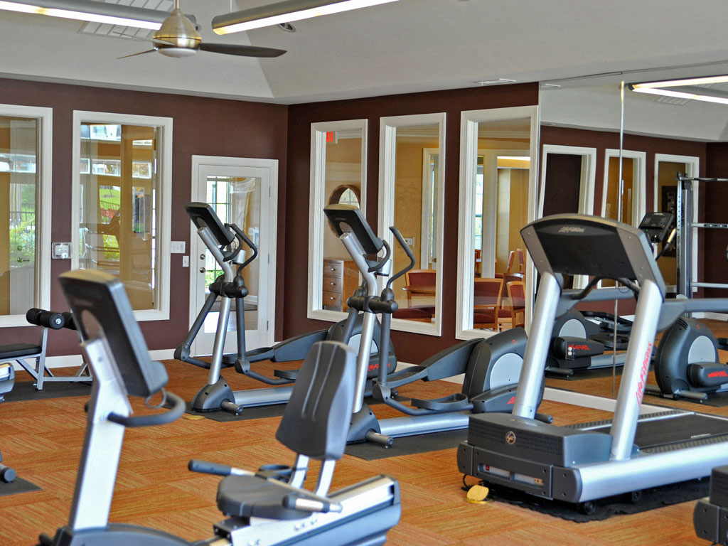 Gym at Killian Lakes Apartments and Townhomes