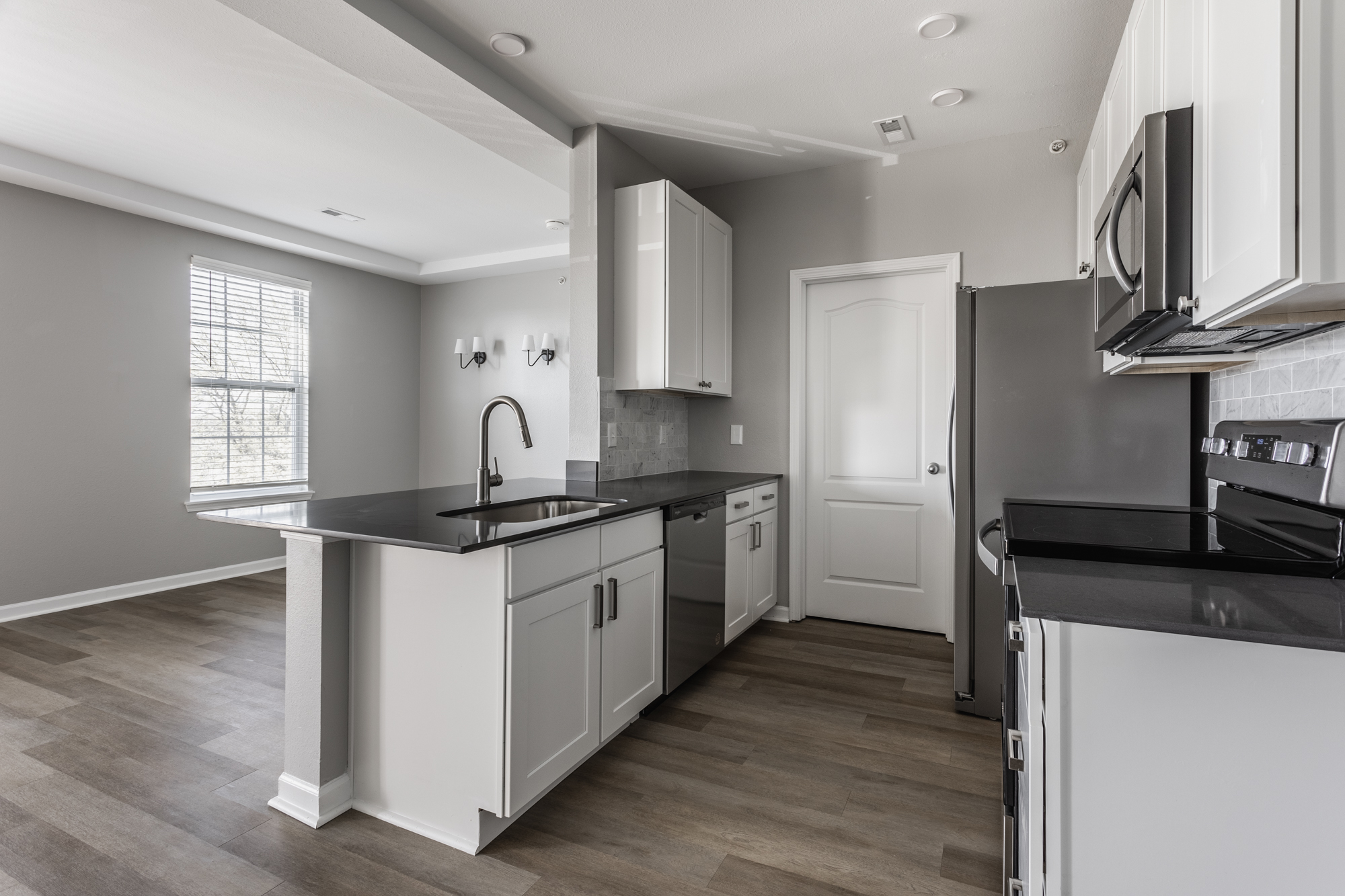 Alexandria of Carmel Apartments 2 of 12