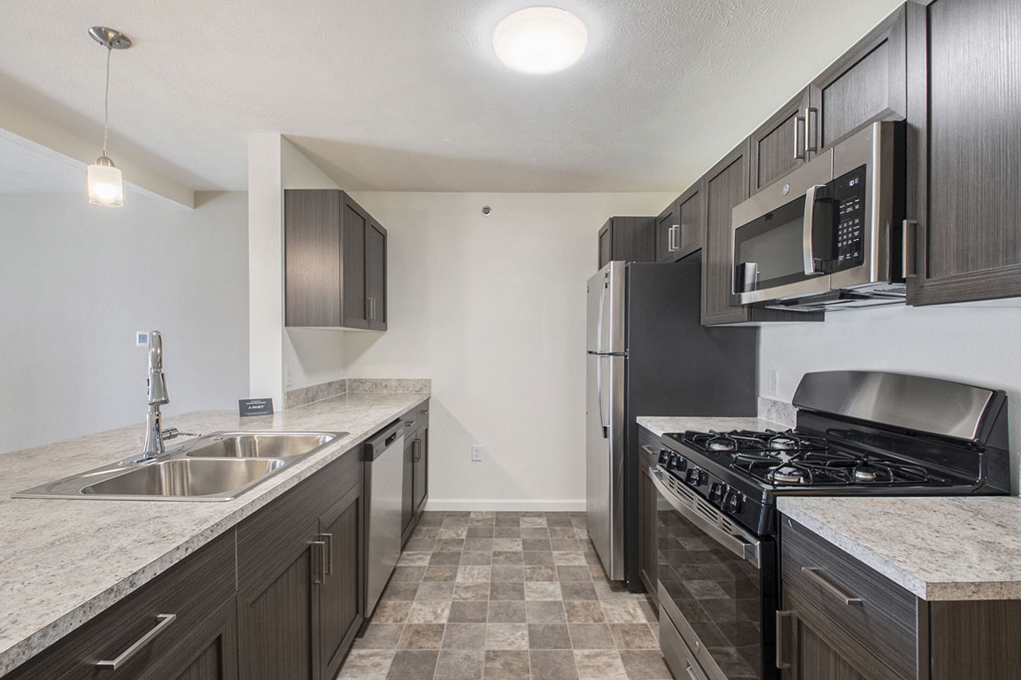Andover Pointe Apartment Homes 2 of 12