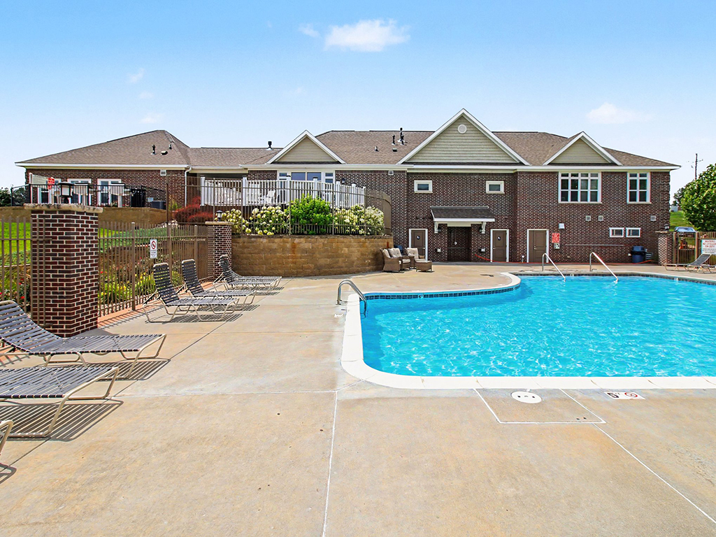 Pool at Andover Pointe Apartment Homes (3 of 3)