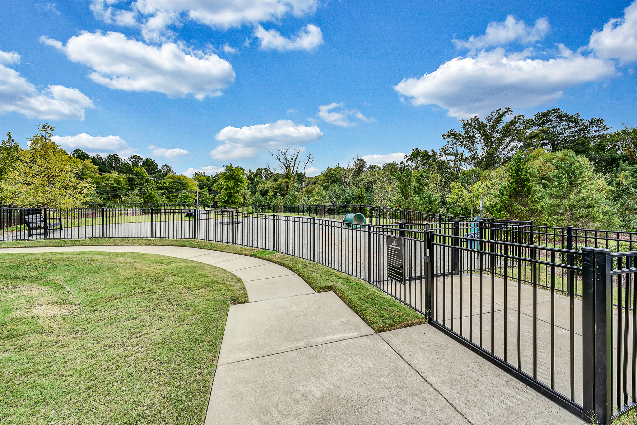 Dog park at Avellan Springs Apartments