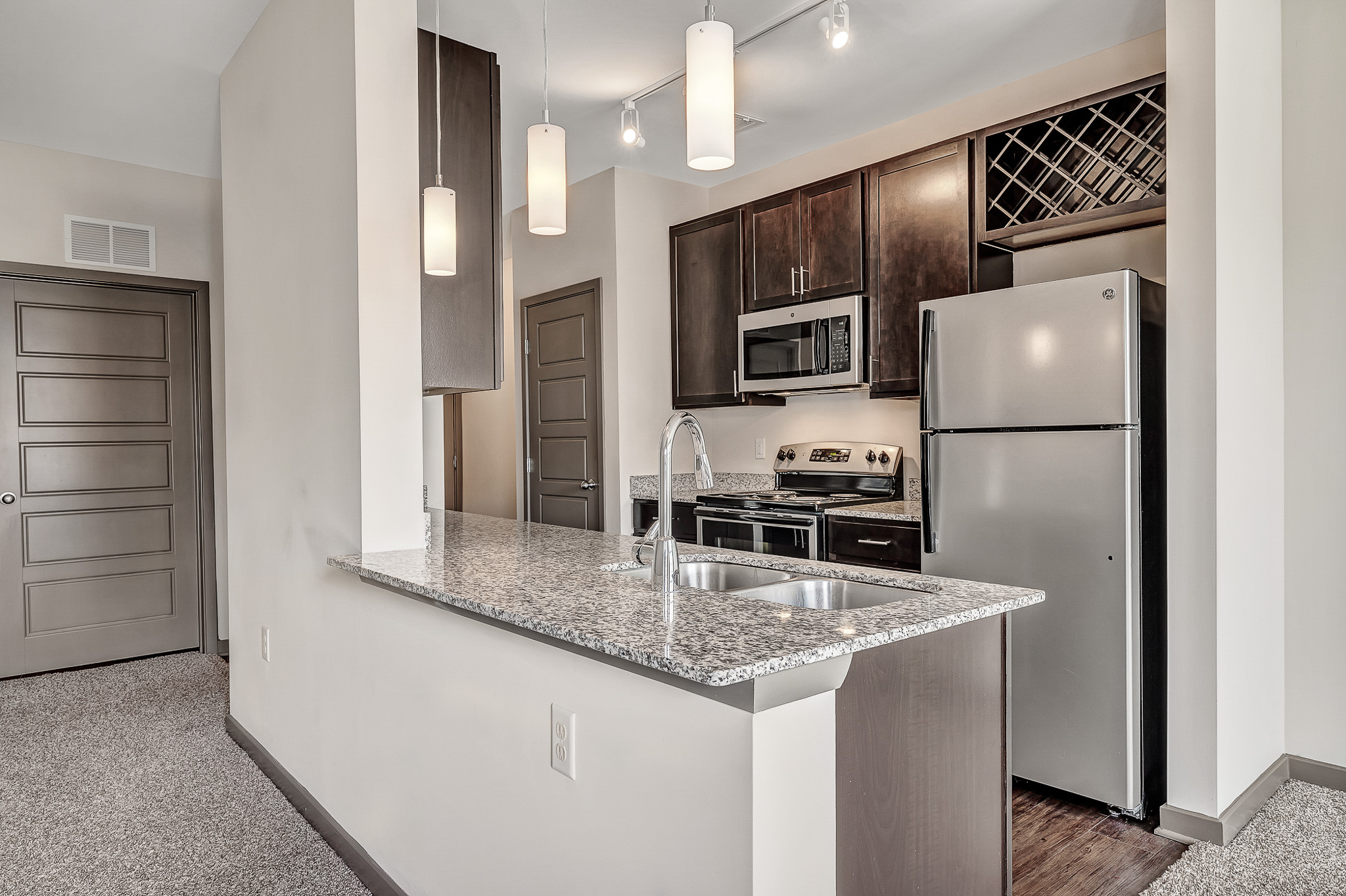 Avellan Springs Apartments 7 of 12