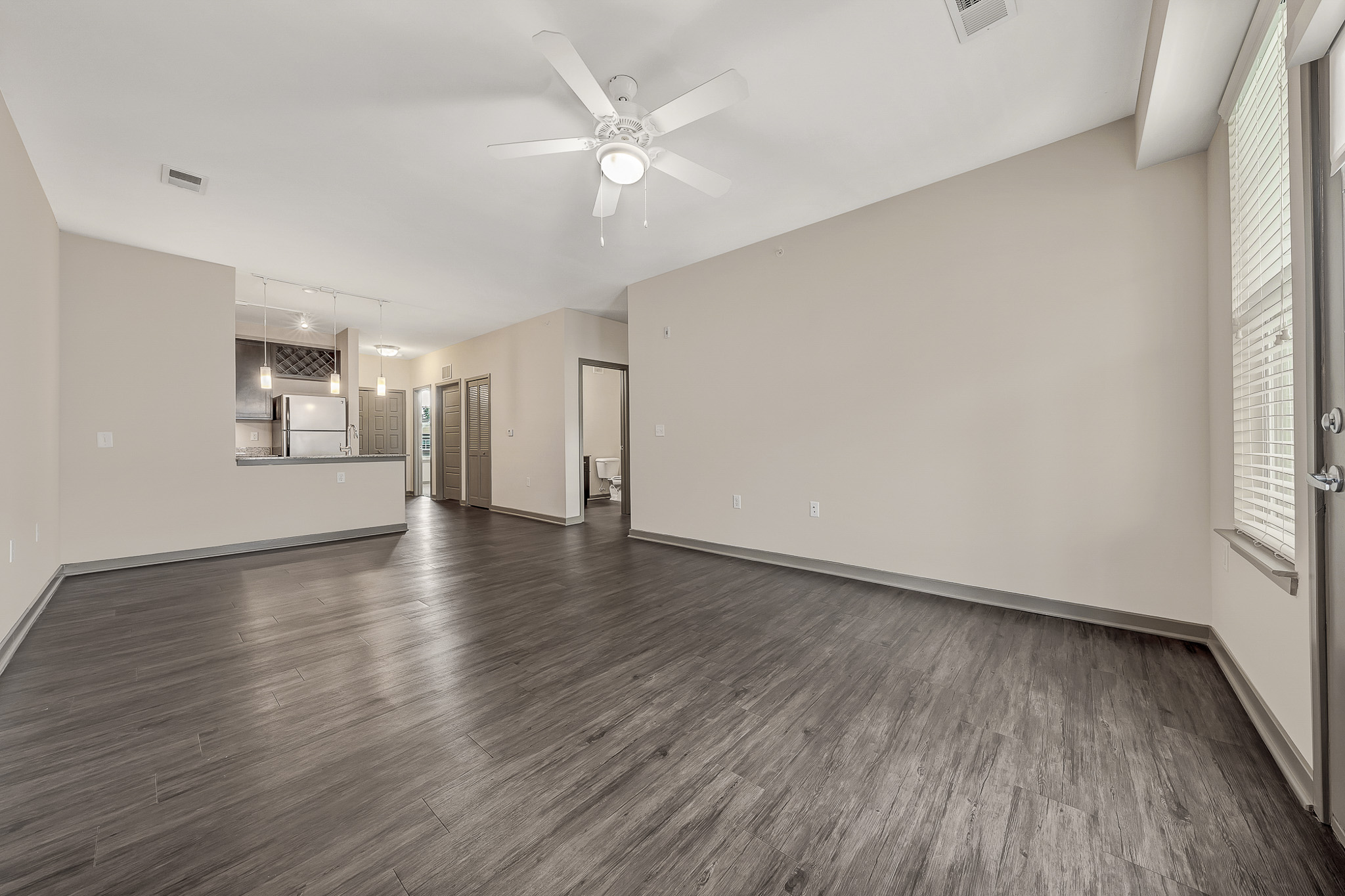 Avellan Springs Apartments 4 of 12