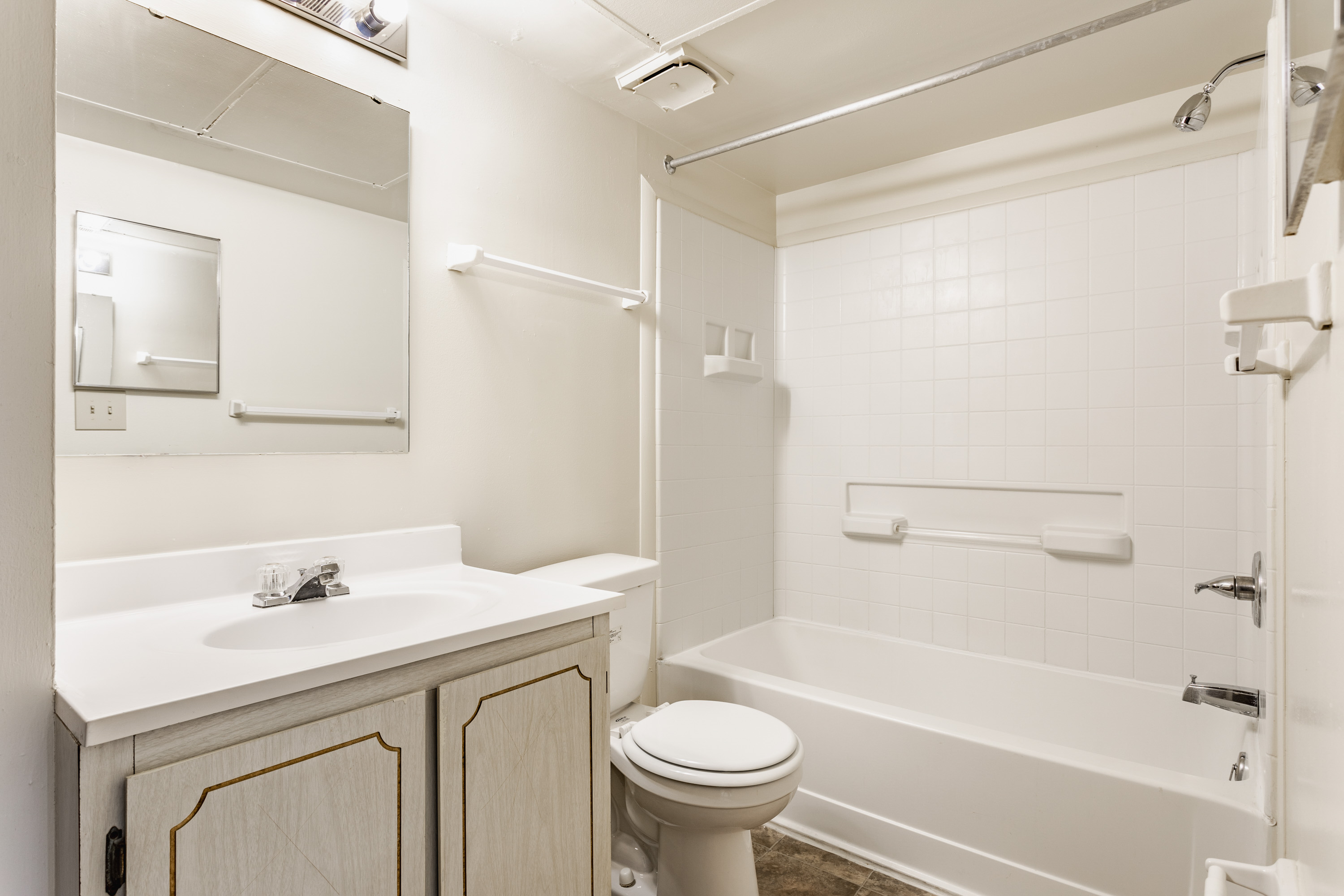 Bavarian Village Apartments 23 of 47