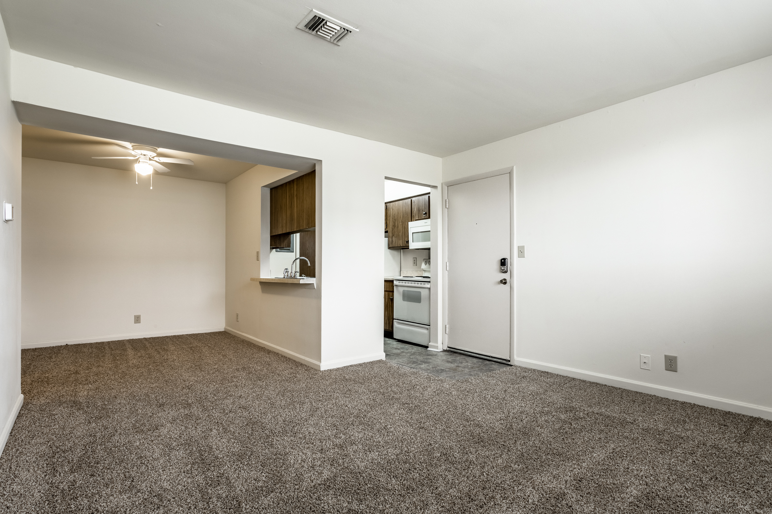 Bay Pointe Apartments 5 of 12
