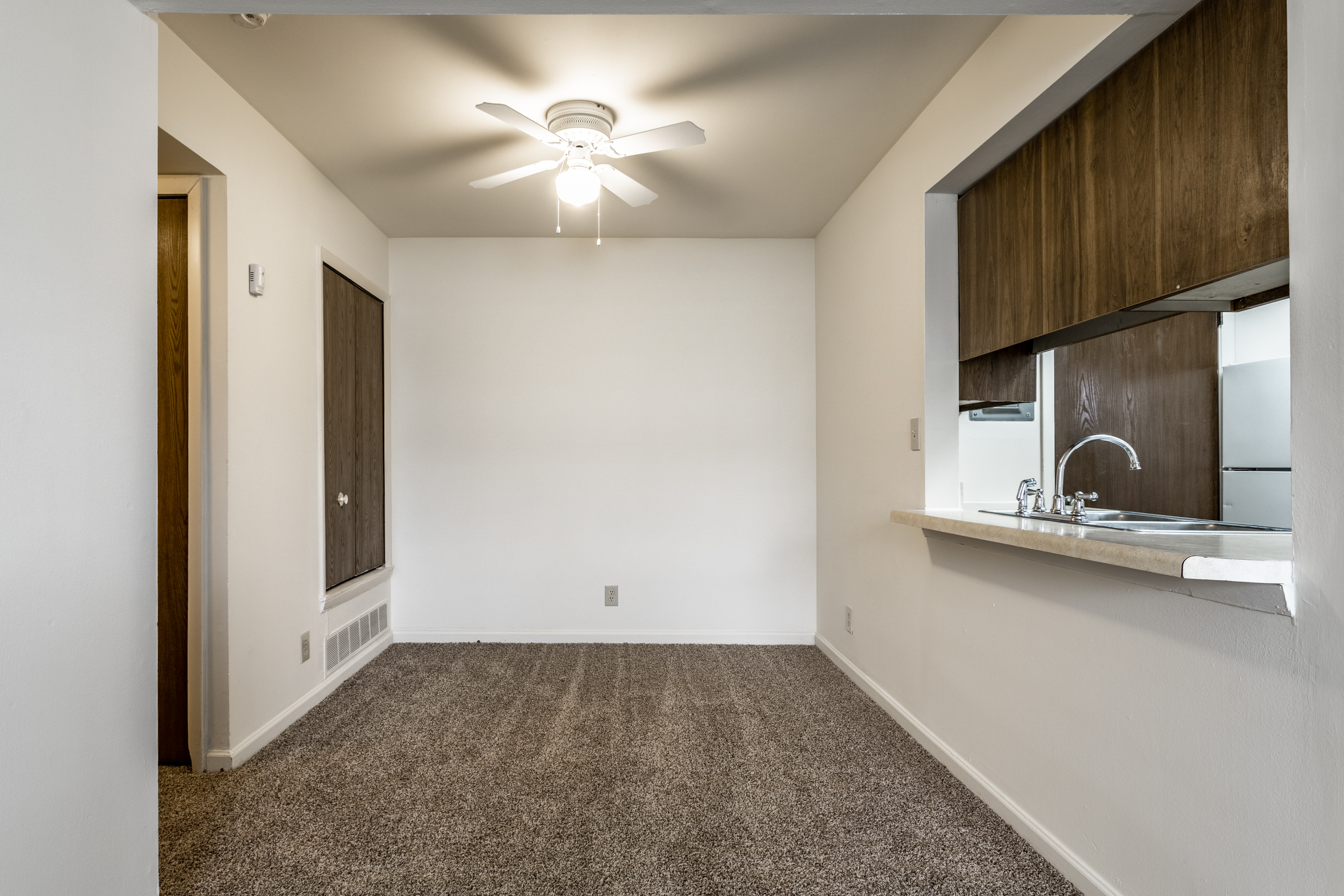 Bay Pointe Apartments 9 of 12
