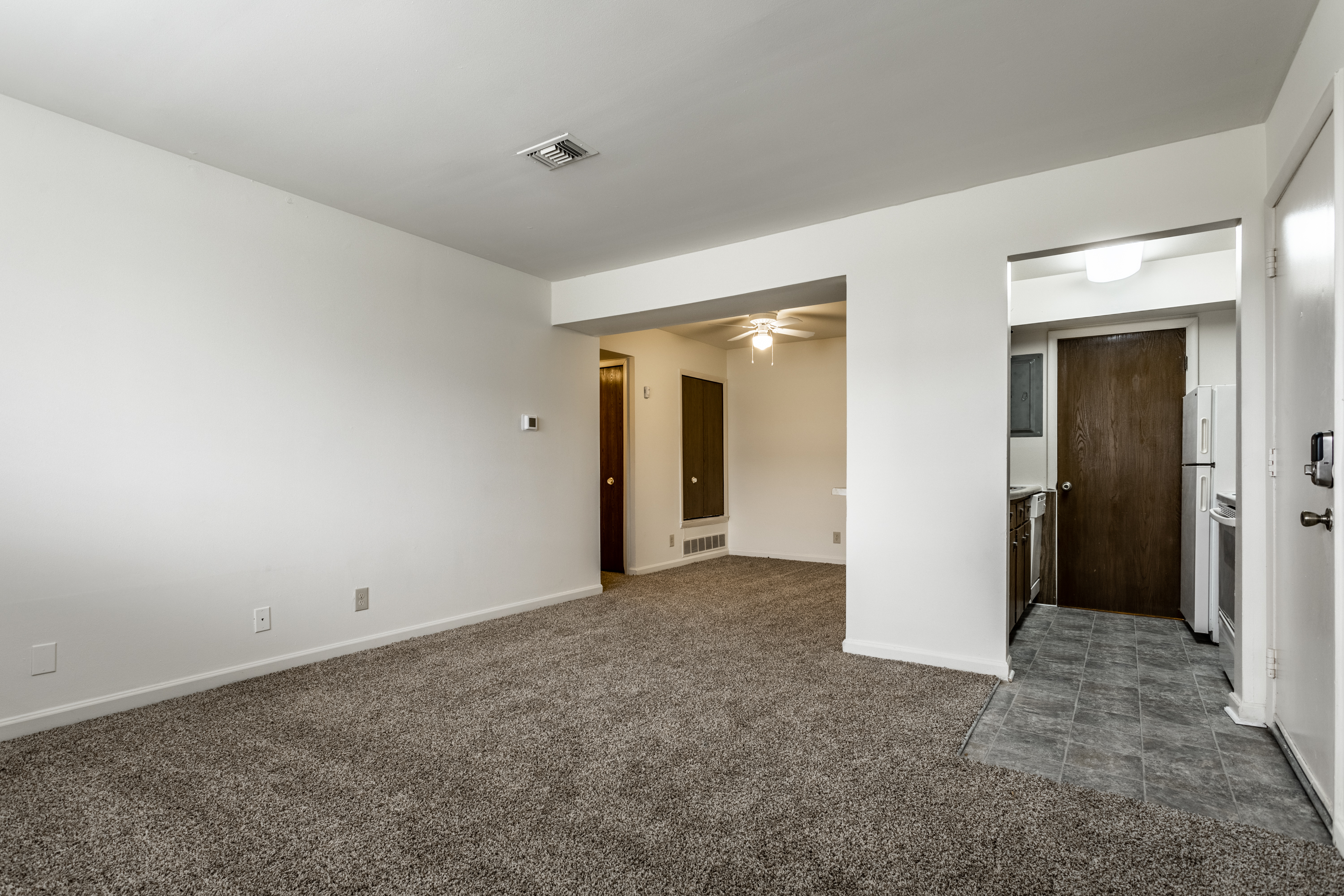 Bay Pointe Apartments 6 of 12
