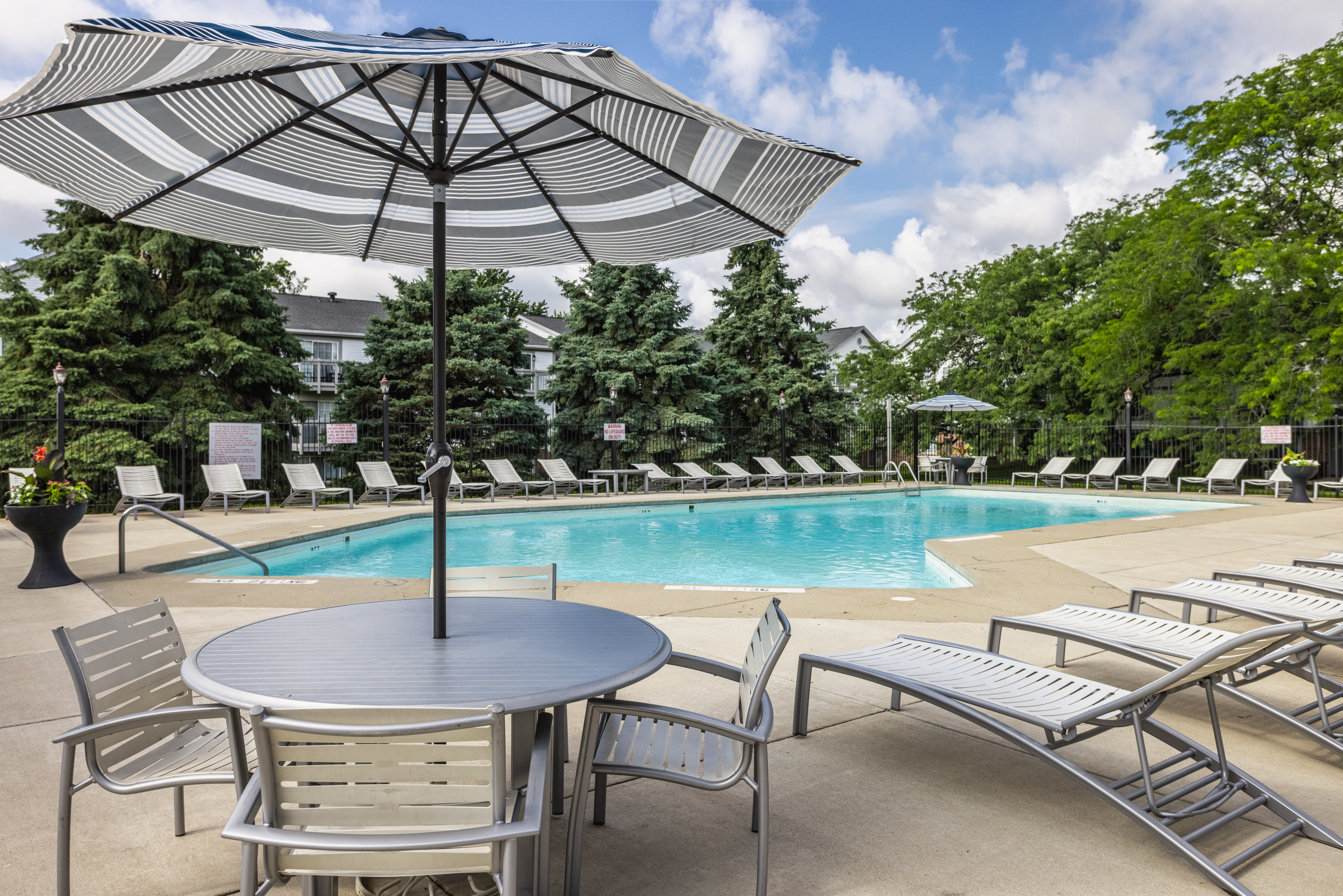 Pool at Bay Pointe Apartments (6 of 8)